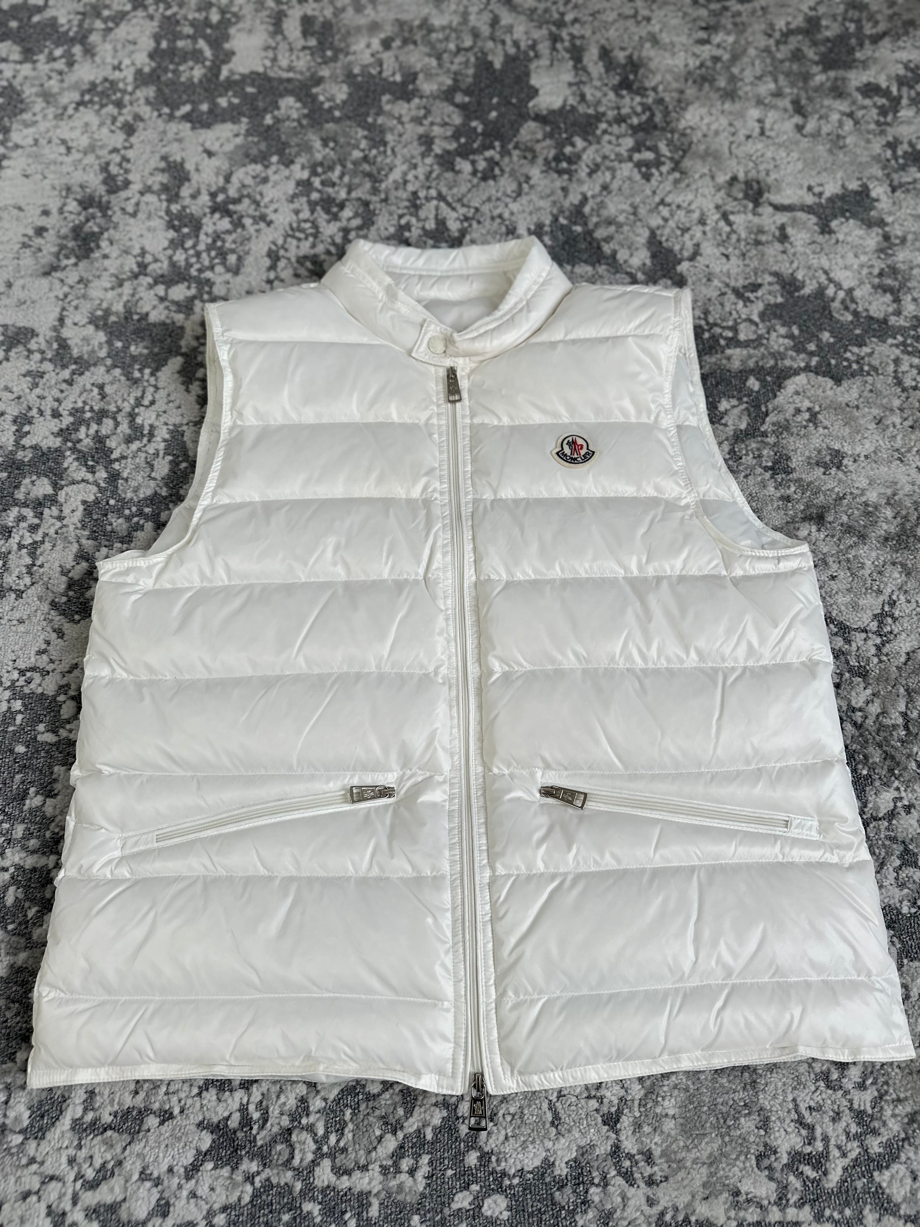 MNCLR GUI GILET - WHITE