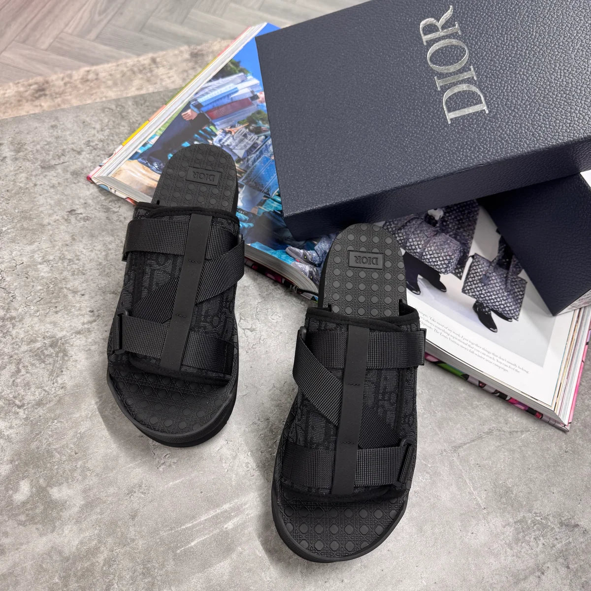 (PRE ORDER) CD OBLIQUE SLIDES - BLACK