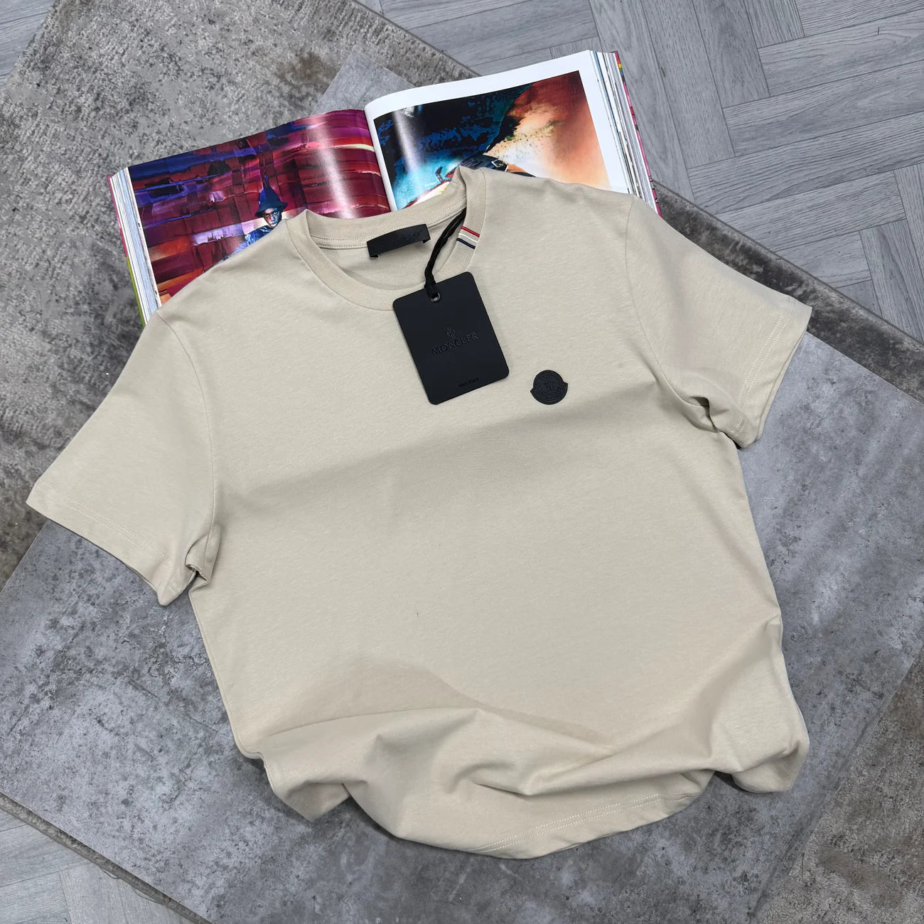 MNCLR BLACK BADGE TSHIRT - BEIGE