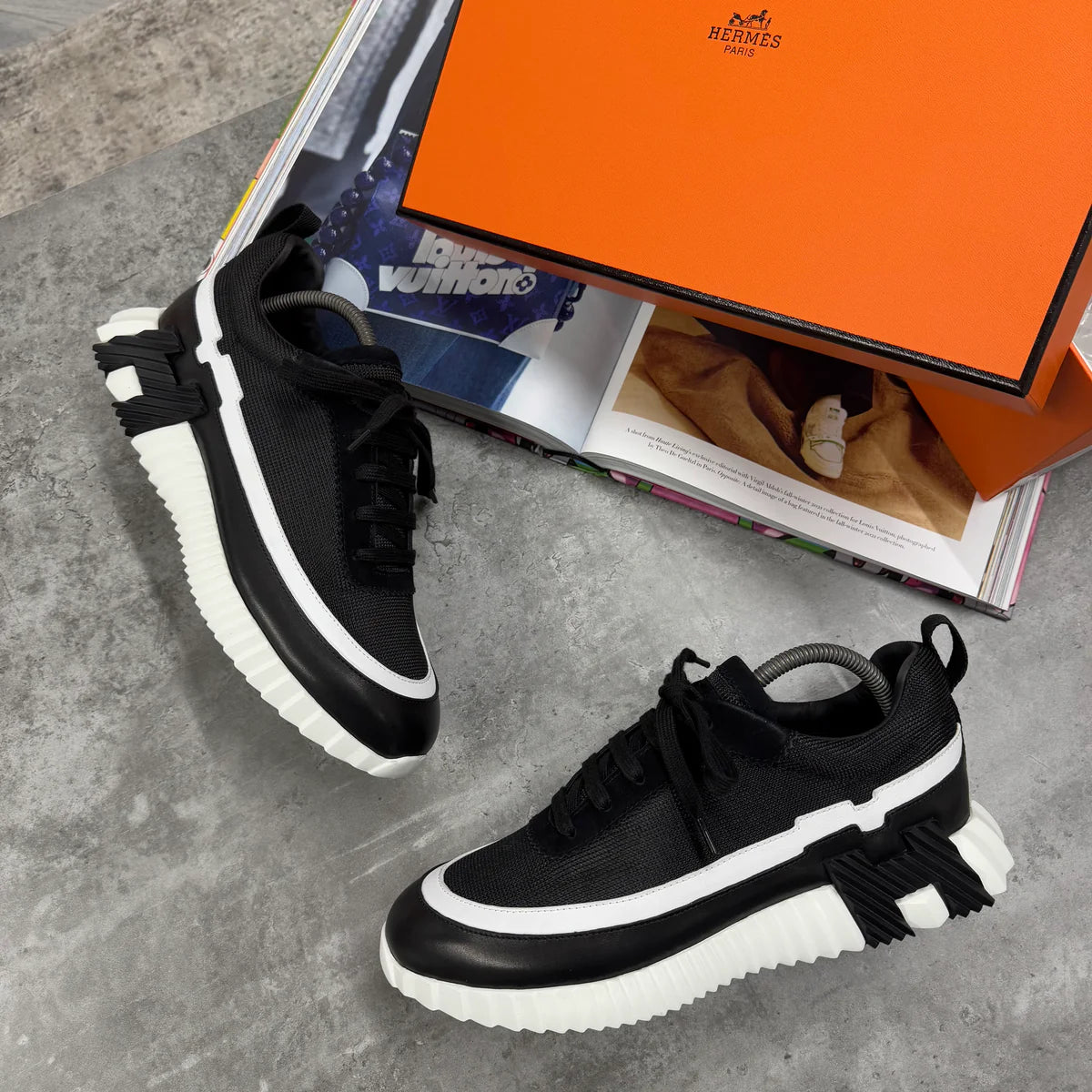 H TRAINER - BLACK