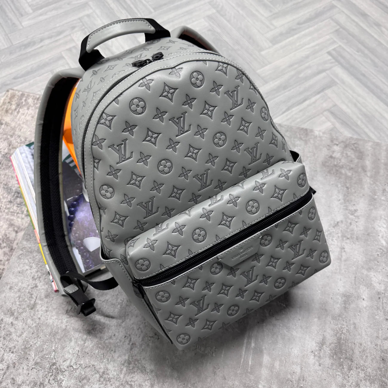 (PRE ORDER) LVE MONOGRAM BACKPACK - GREY