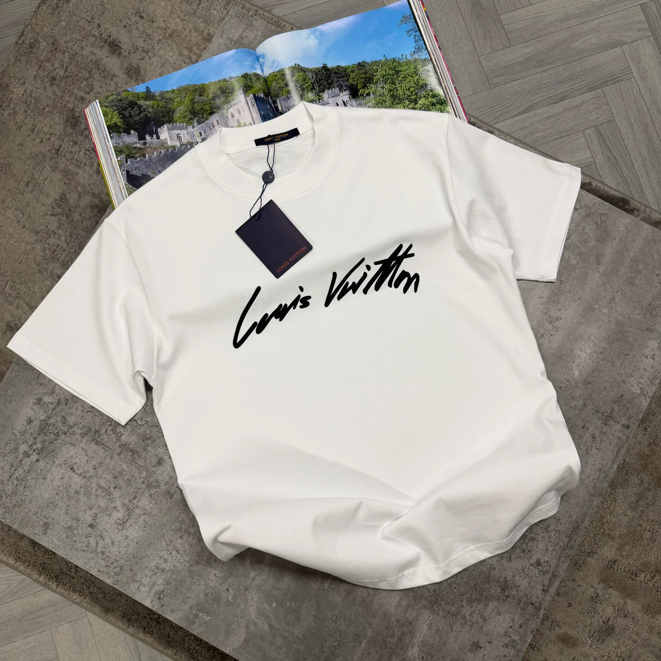 LVE TSHIRT - WHITE