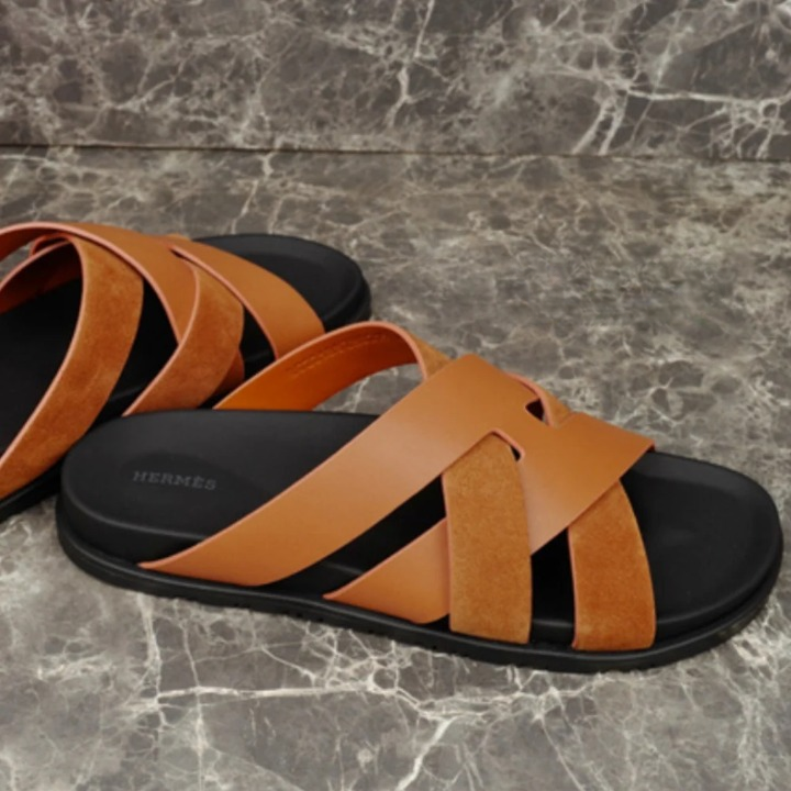 (PRE ORDER) H CROSSOVER SLIDES - TAN
