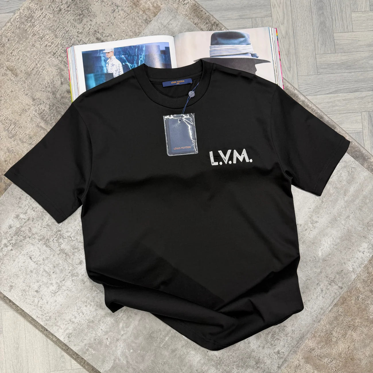 LVE LVM TSHIRT - BLACK