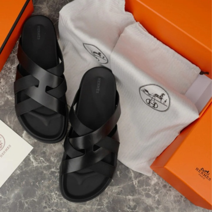 (PRE ORDER) H CROSSOVER SLIDES - BLACK