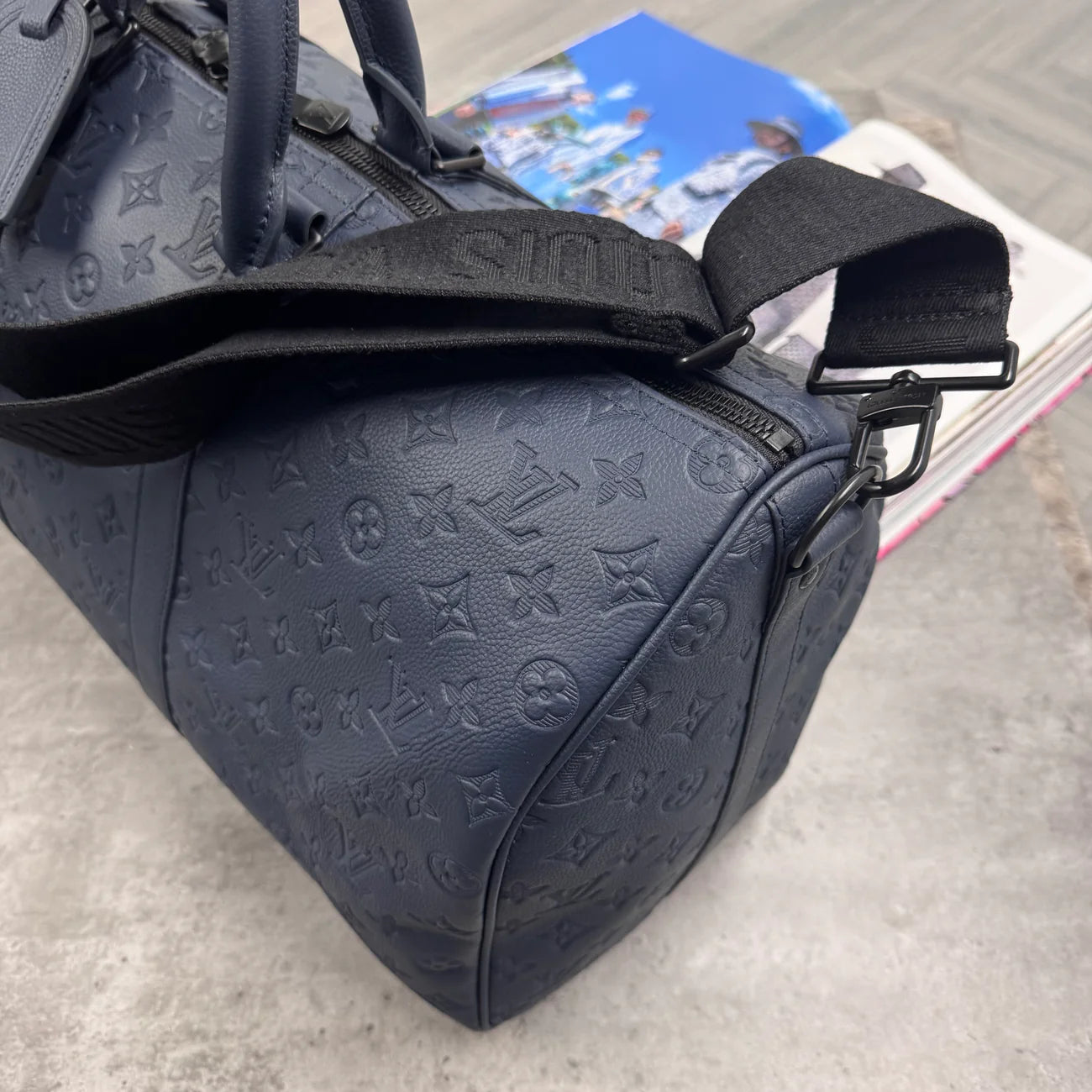 (PRE ORDER) LVE DUFFEL BAG (50) - NAVY