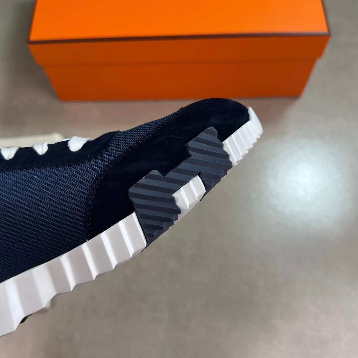 H TRAINER - NAVY SUEDE