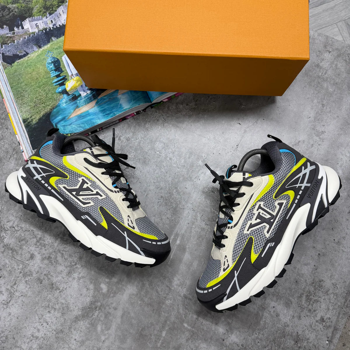 (PRE ORDER) LVE TACTIC TRAINERS - GREY / MULTI