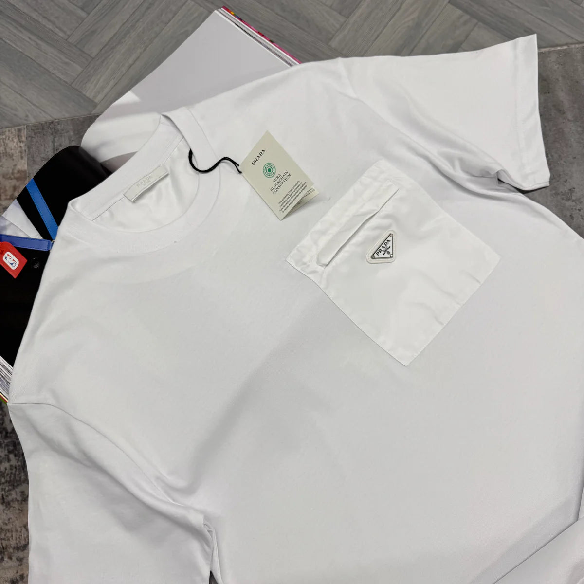 PDA POCKET T SHIRT - WHITE