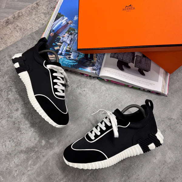 H TRAINER - BLACK / WHITE