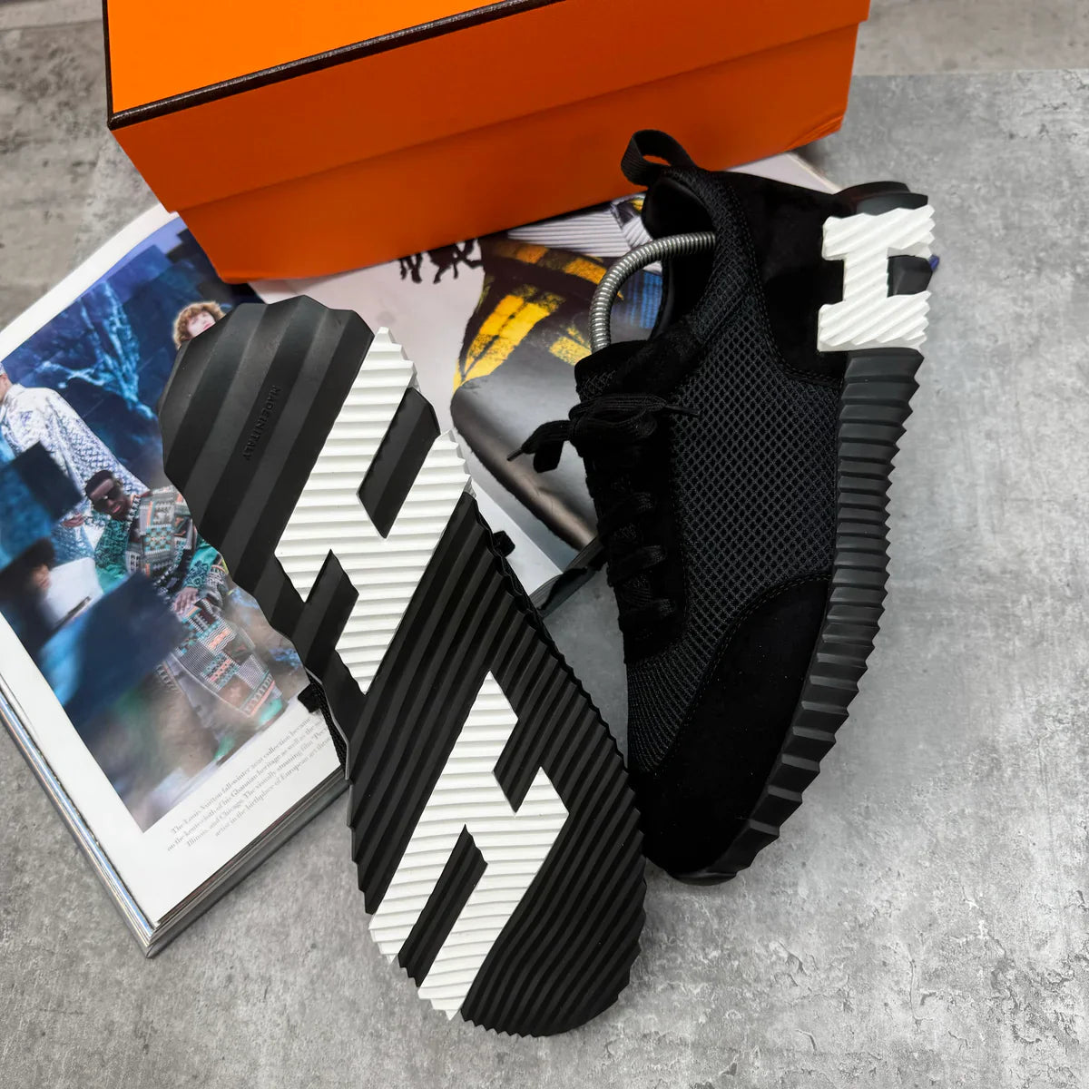 (PRE ORDER) H TRAINERS - NAVY / ORANGE