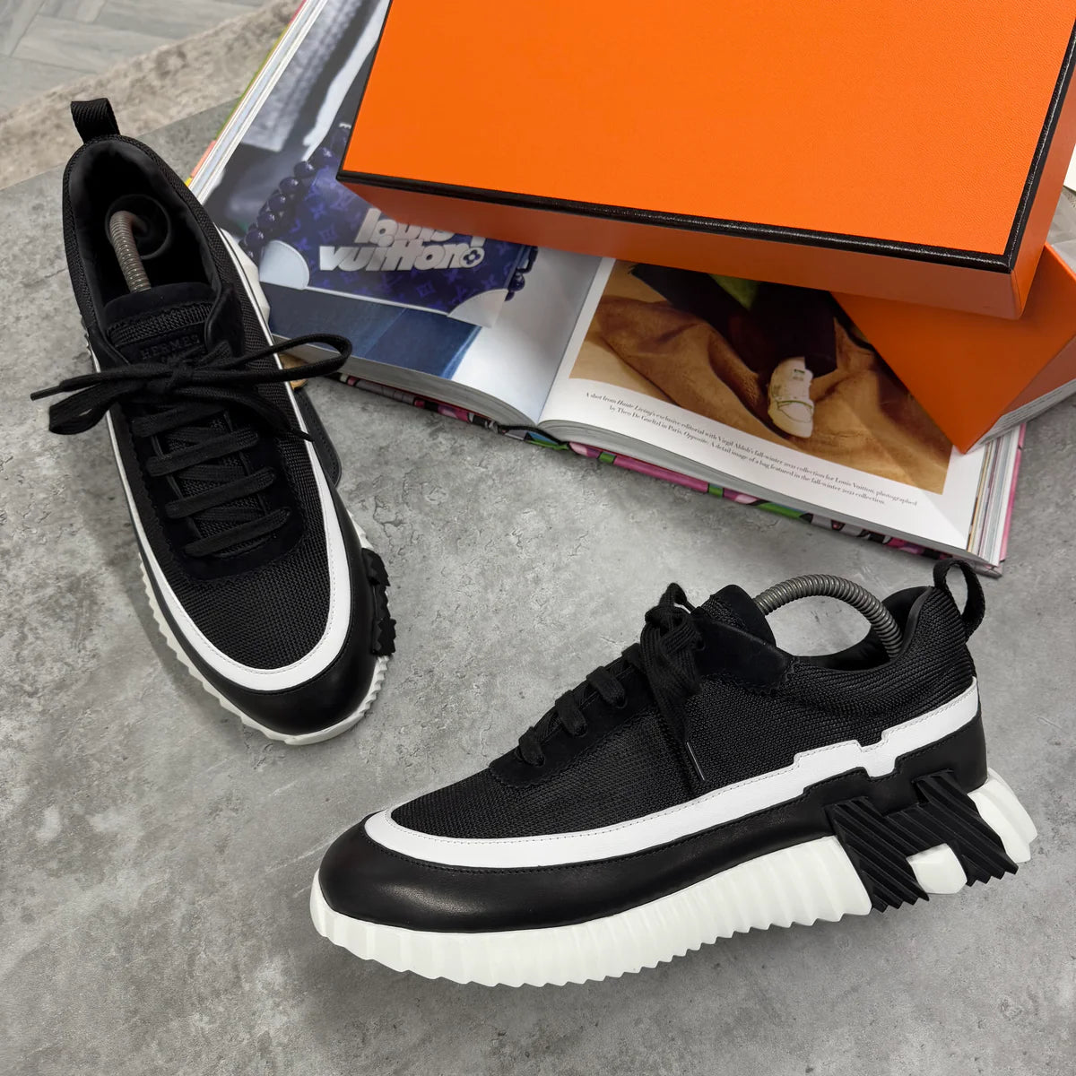H TRAINER - BLACK