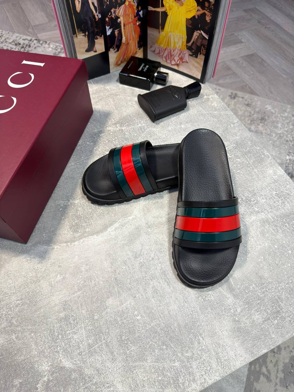 GCI WEB SLIDES - BLACK / RED