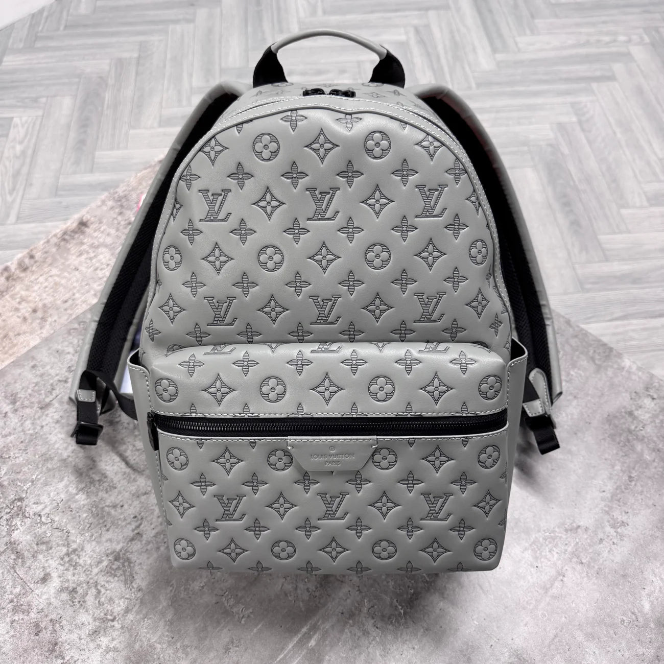 (PRE ORDER) LVE MONOGRAM BACKPACK - GREY