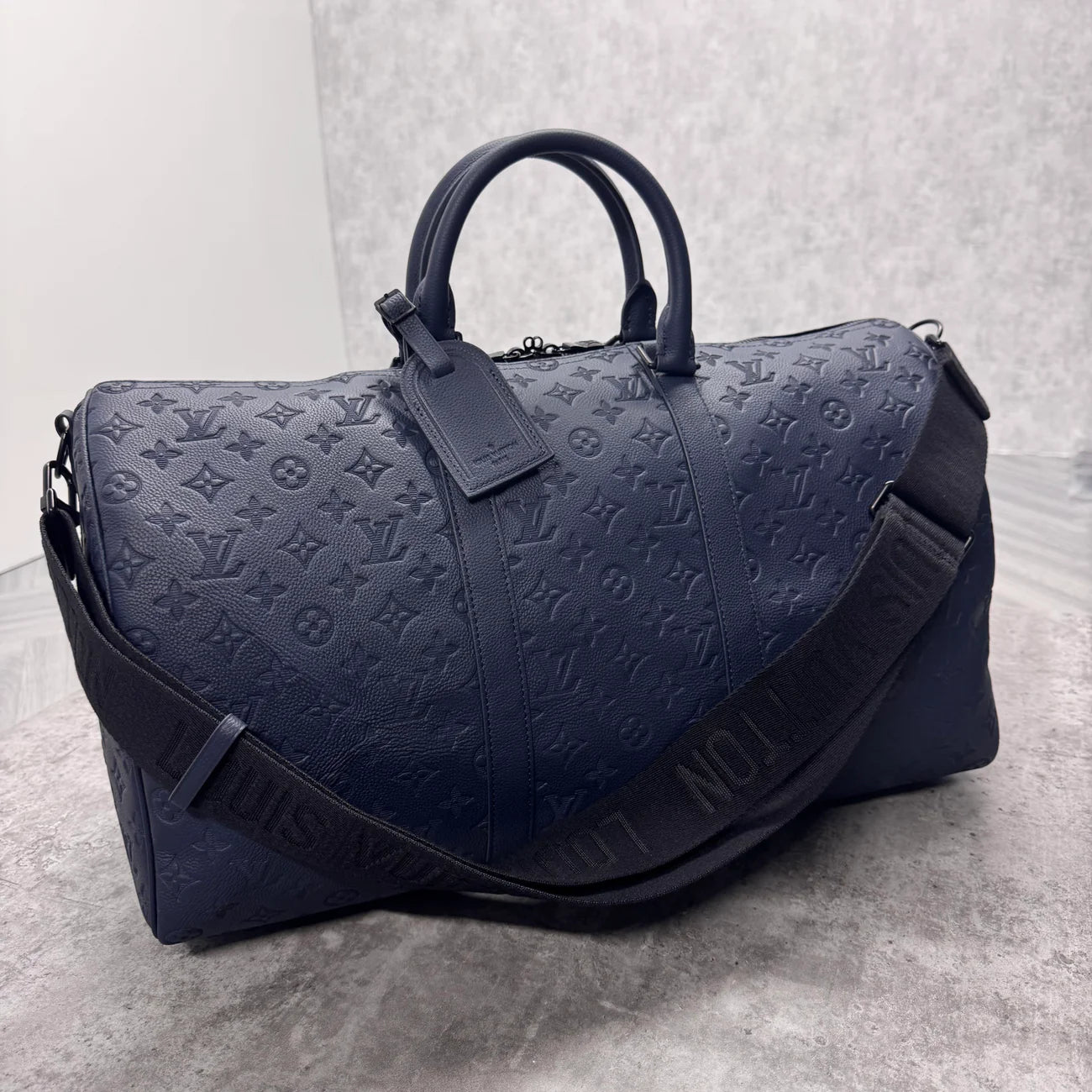 (PRE ORDER) LVE DUFFEL BAG (50) - NAVY