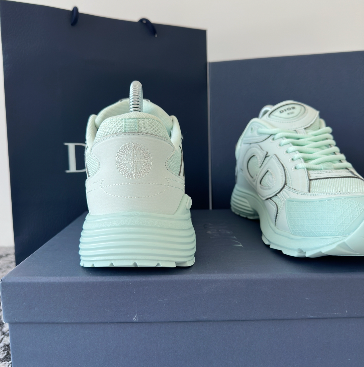 B30 x SI TRAINER - MINT