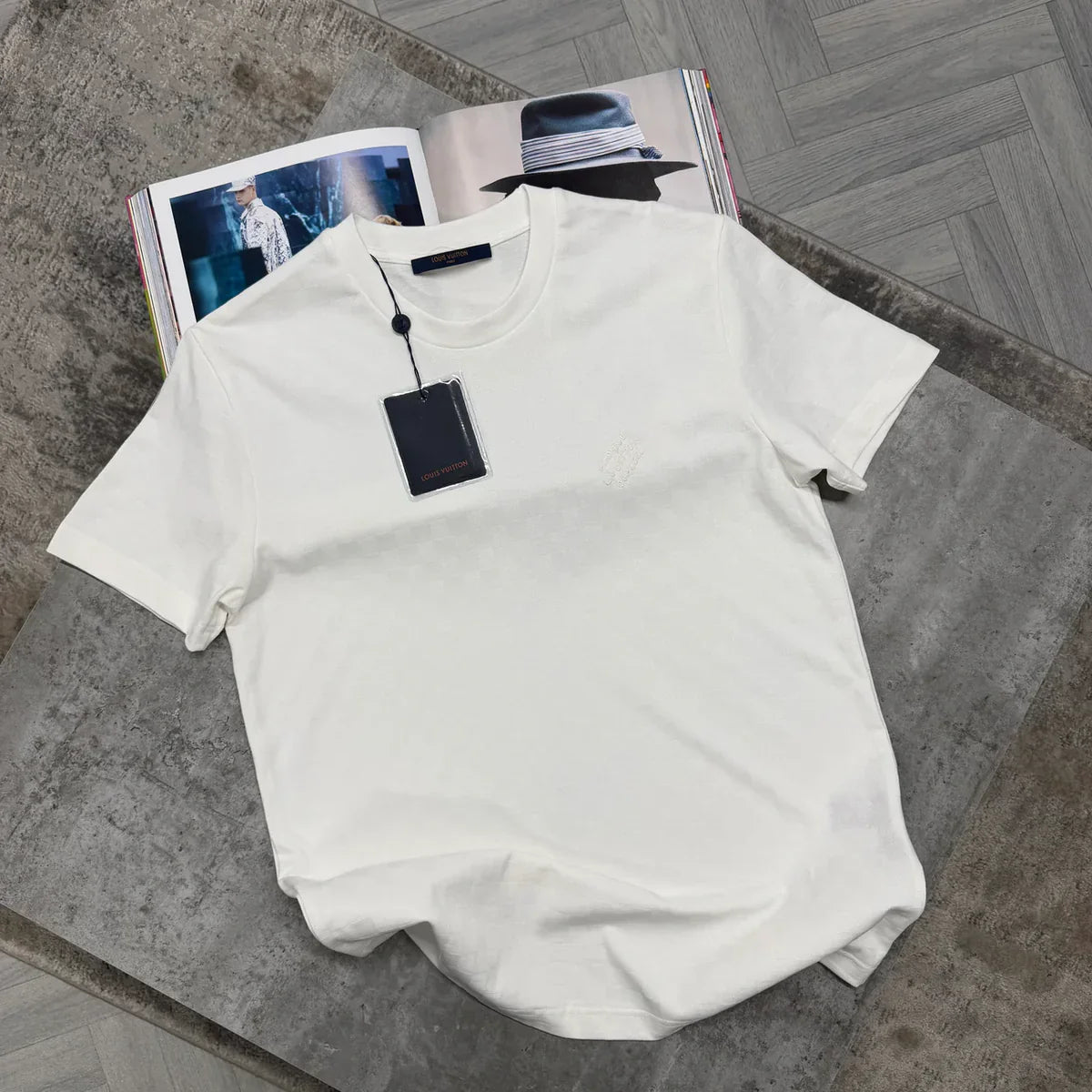 LVE DAMIER T SHIRT - WHITE