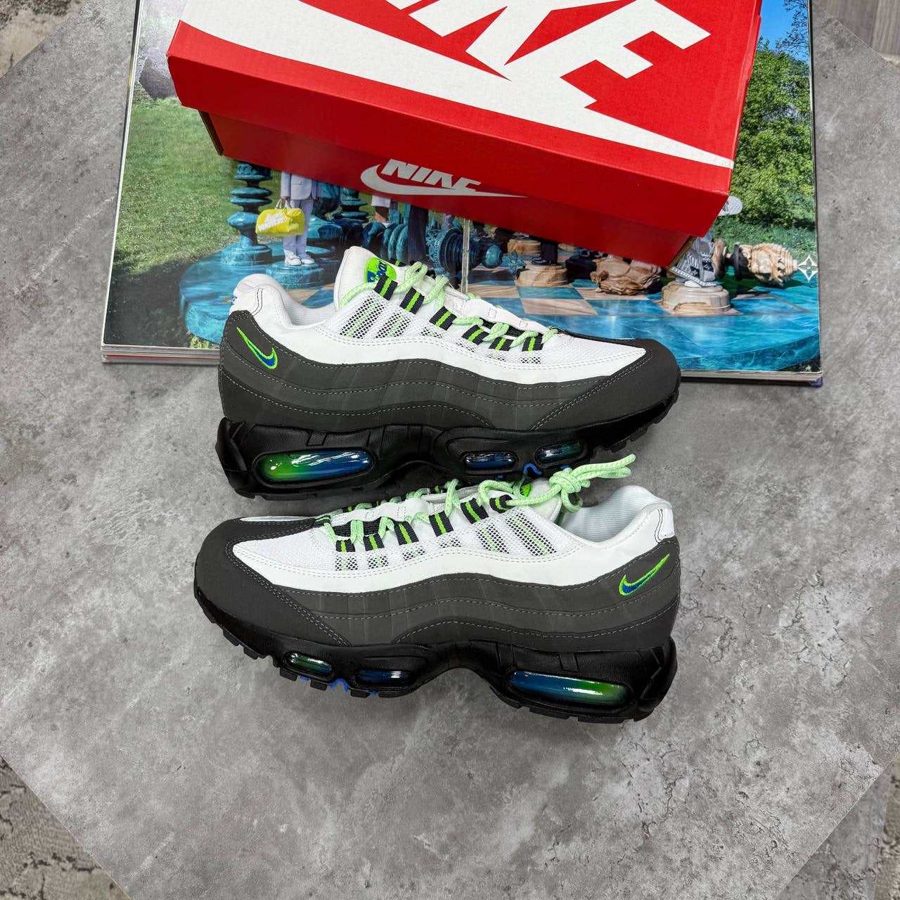 NI 95 TRAINERS - WHITE / CHARCOAL