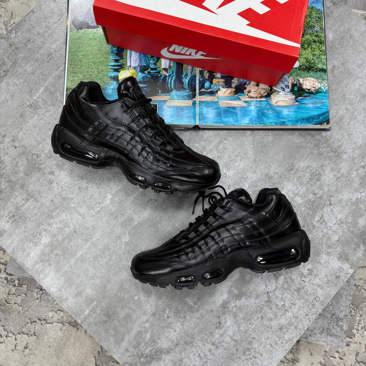 NI 95 TRAINERS - TRIPLE BLACK