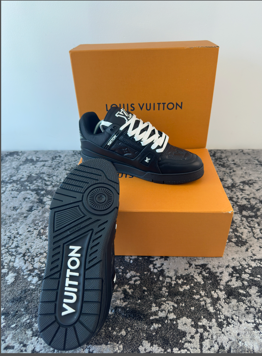 LVE TRAINERS - BLACK