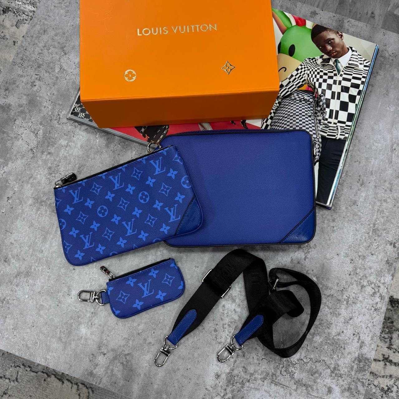 LVE TRIO MESSENGER BAG - BLUE