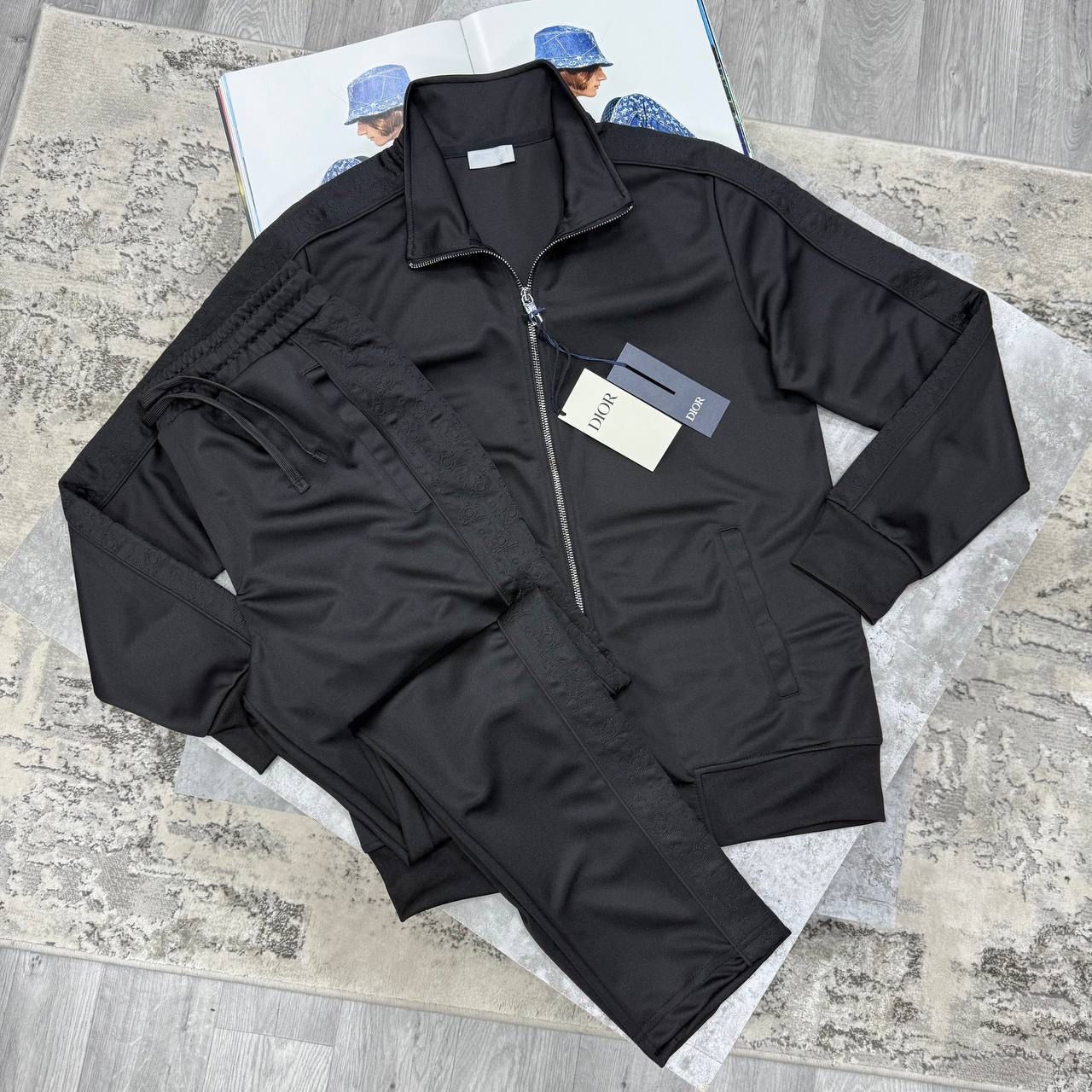 CD TRACKSUIT - BLACK