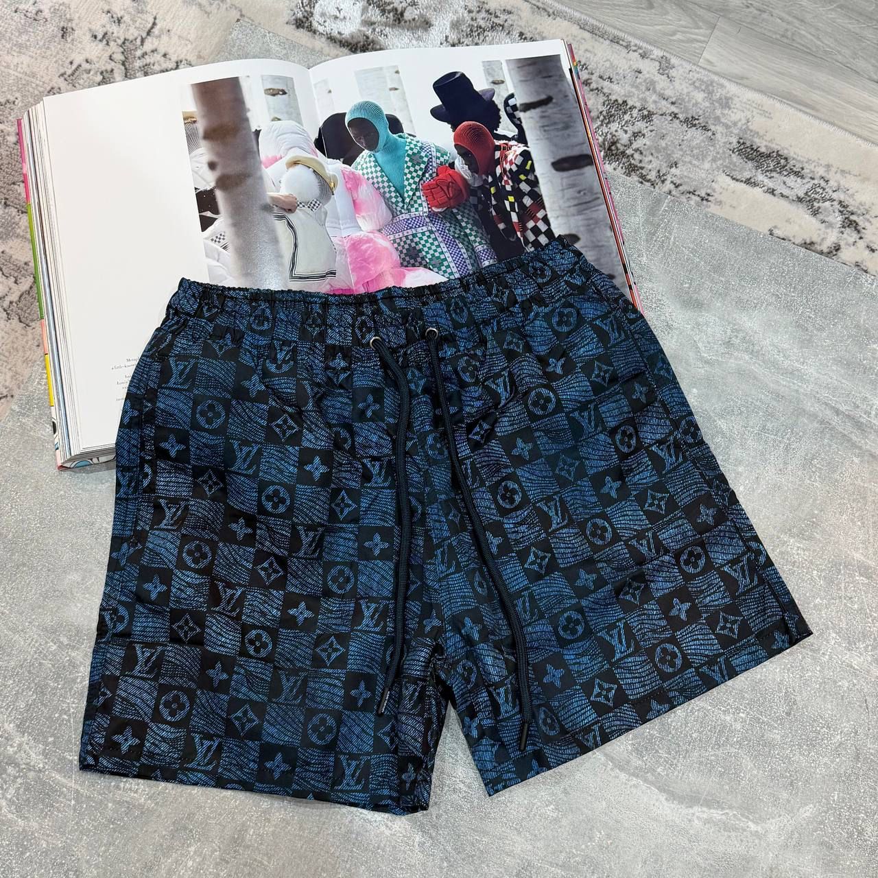 LVE MONOGRAM SWIM SHORTS - NAVY