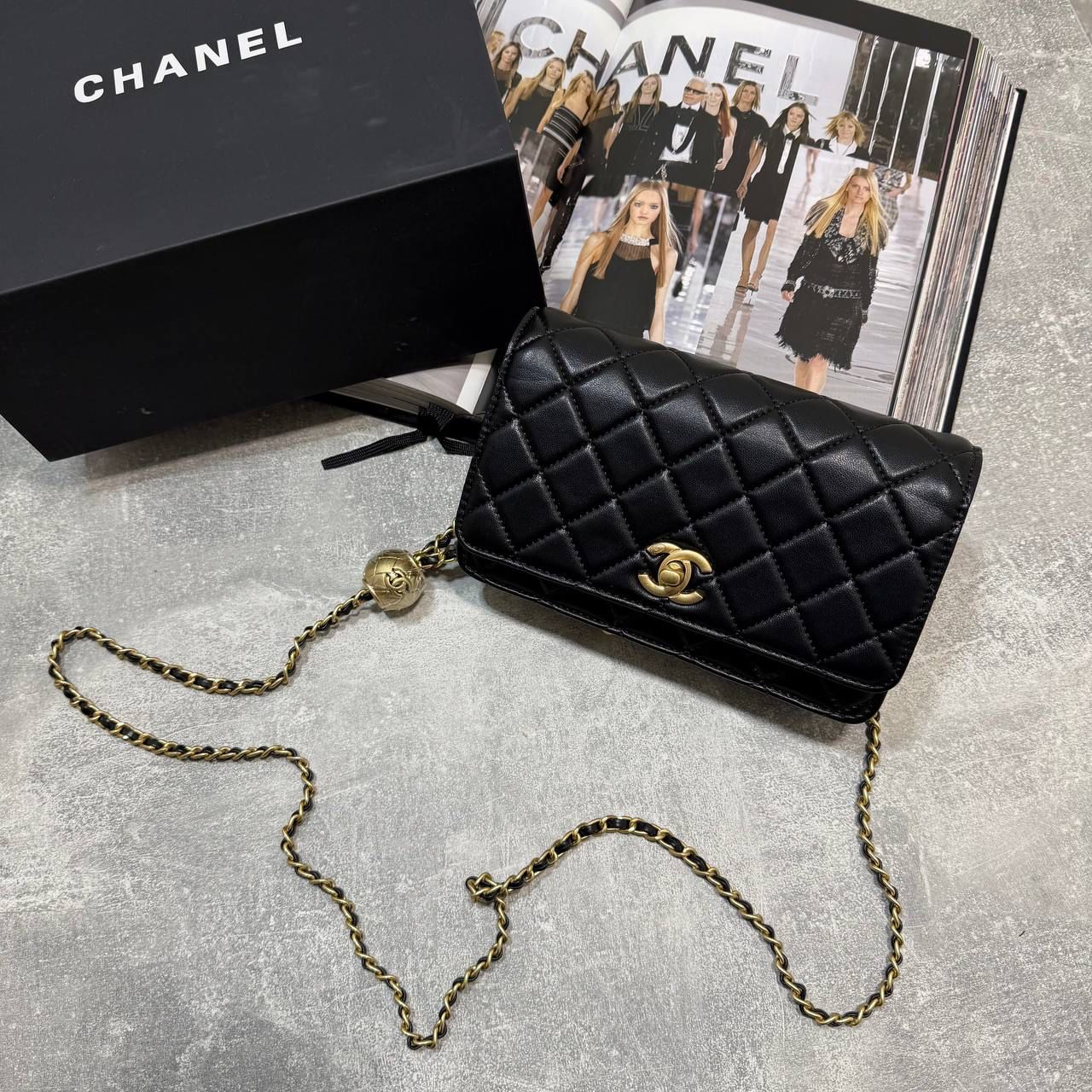 CHNL WALLET ON CHAIN BAG - BLACK