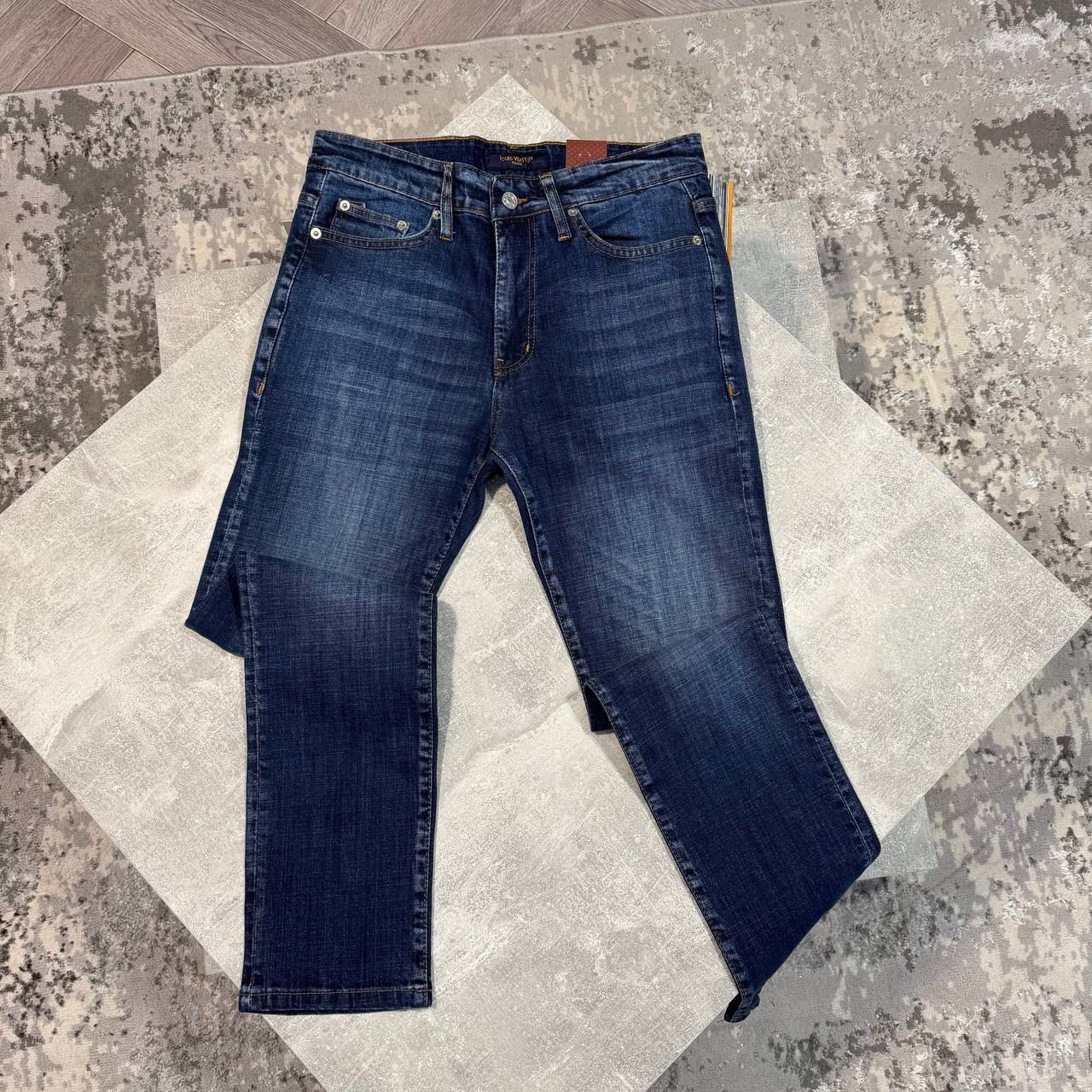LVE DARK WASH JEANS - BLUE