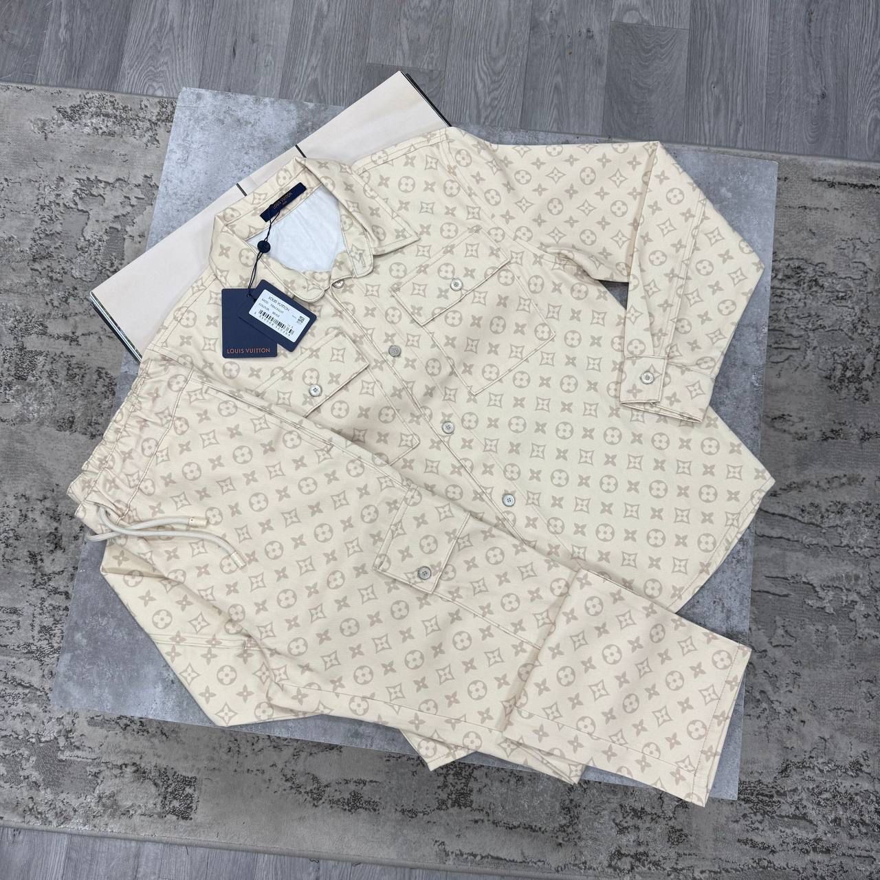 LVE MONOGRAM DENIM SET - BEIGE