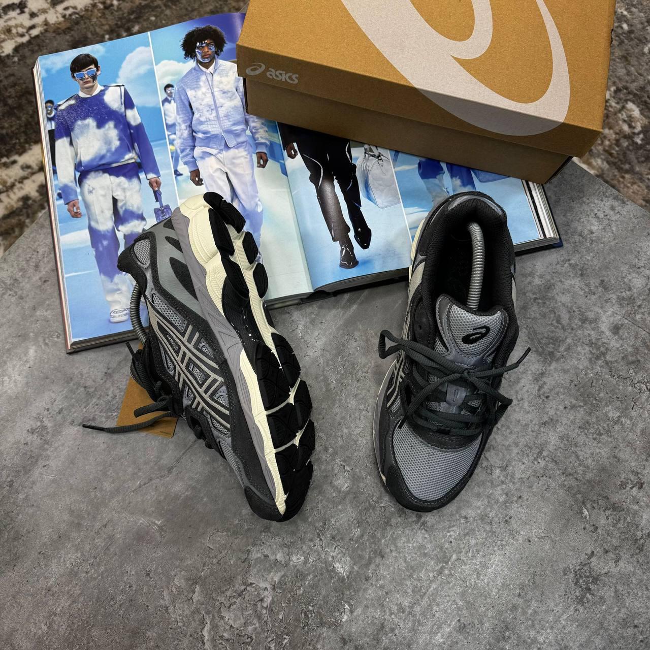 ACS GEL TRAINERS - BLACK / GRAPHITE