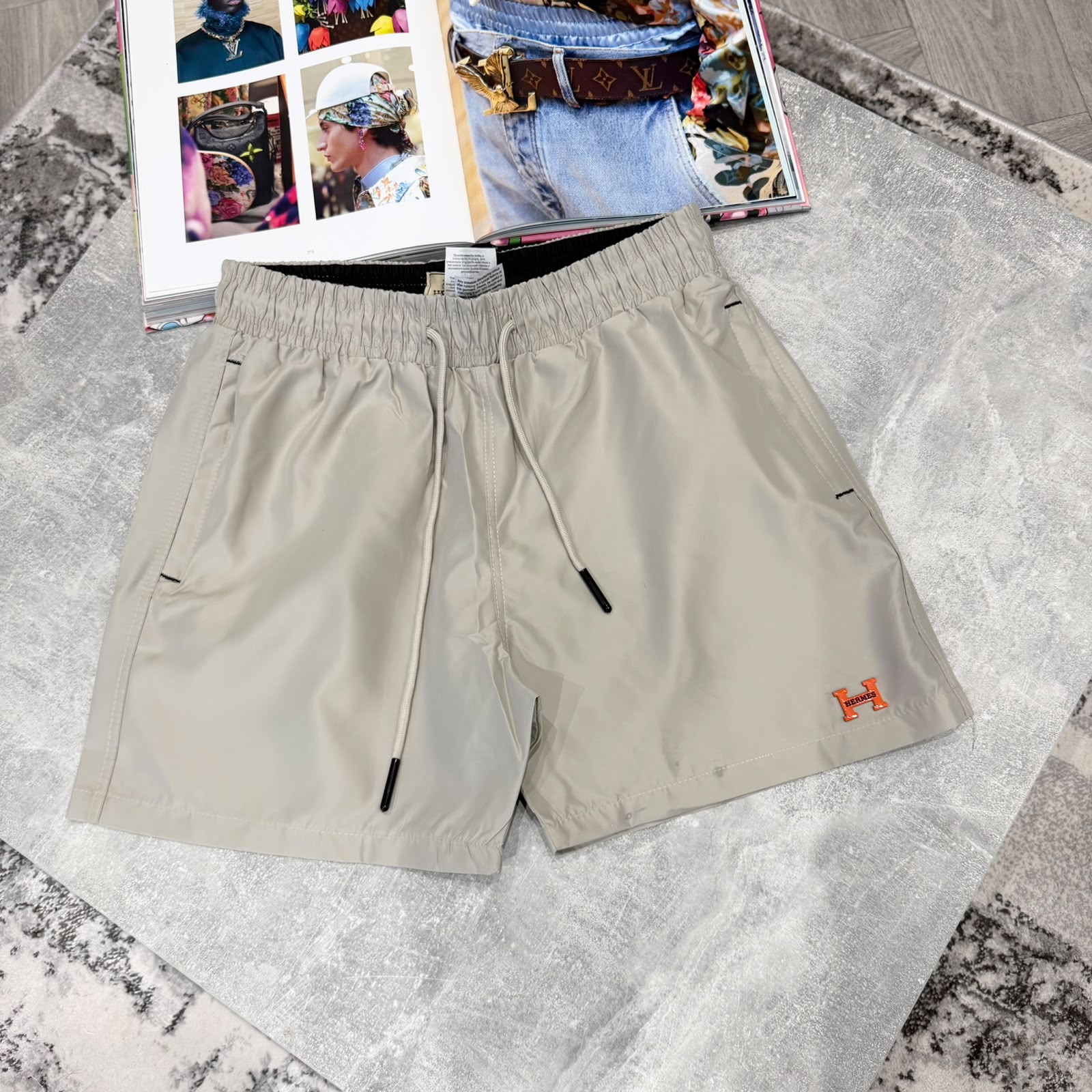 H SWIM SHORTS - BEIGE