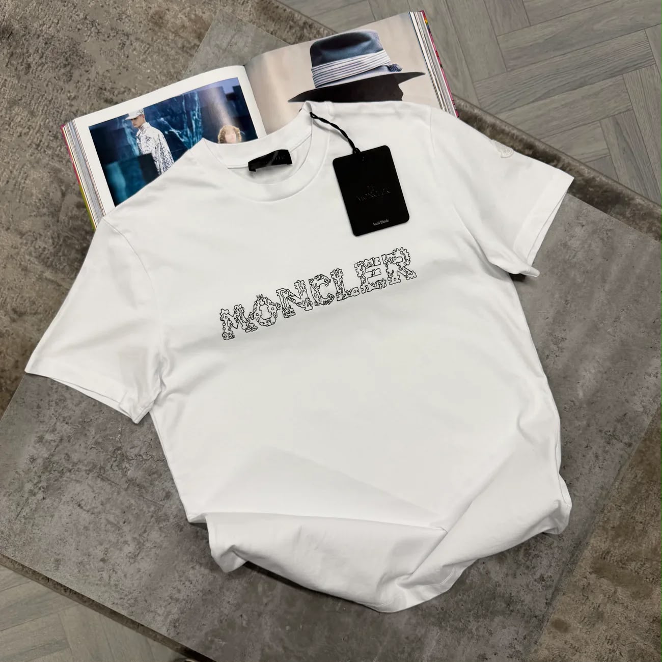 MNCLR SPACE TSHIRT - WHITE