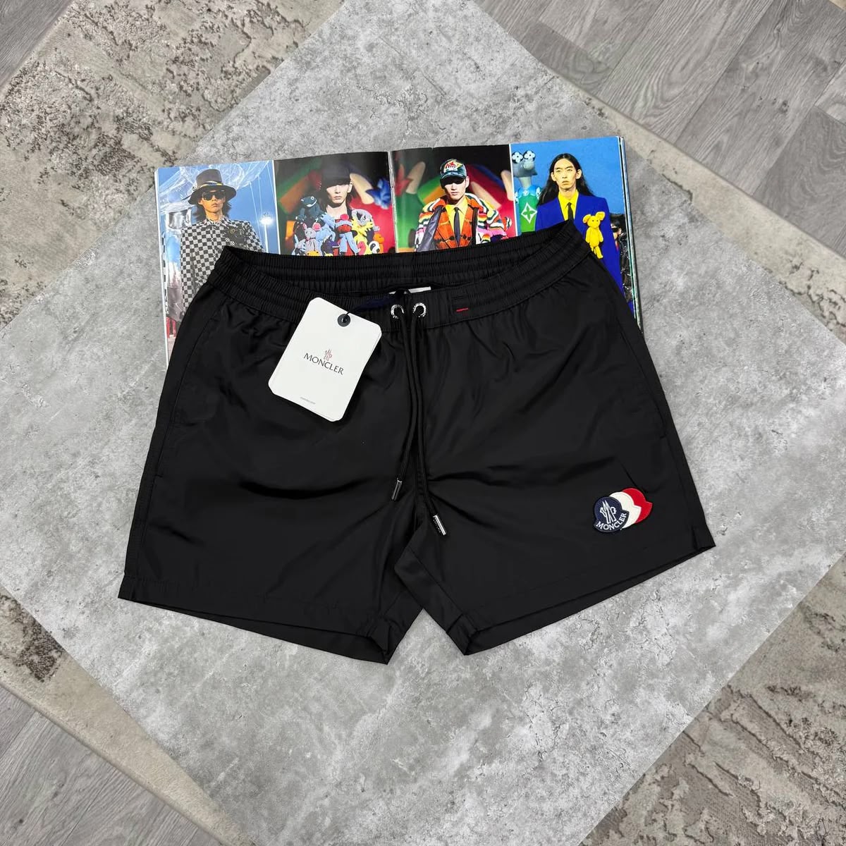 MNCLR TRIPLE LOGO SHORT - BLACK