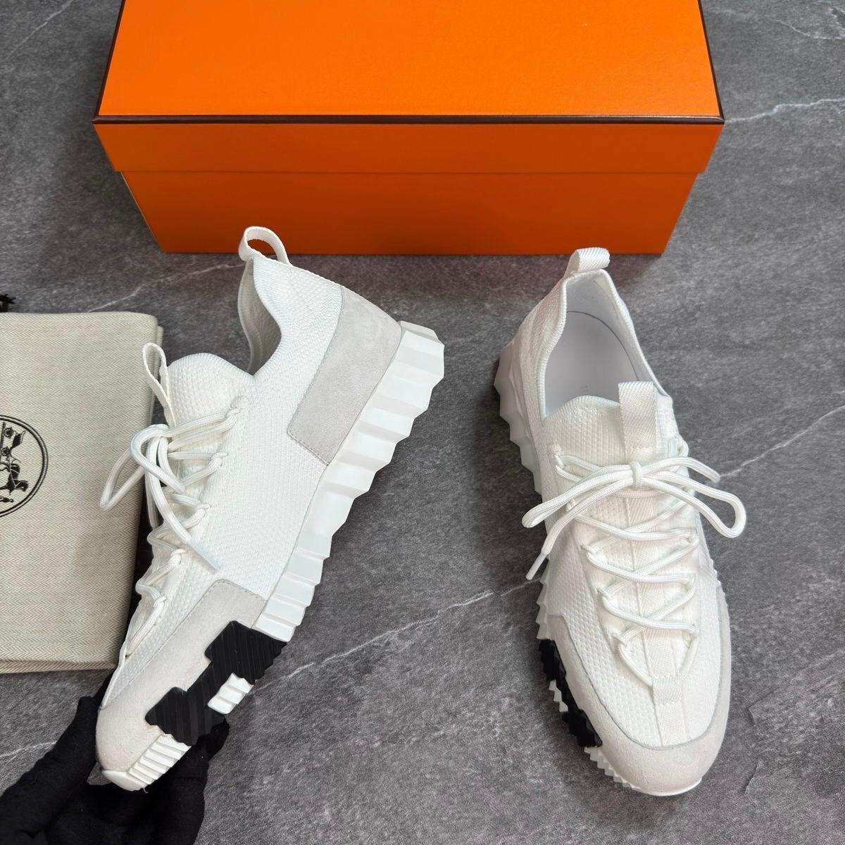 H TRAINER - WHITE / GREY