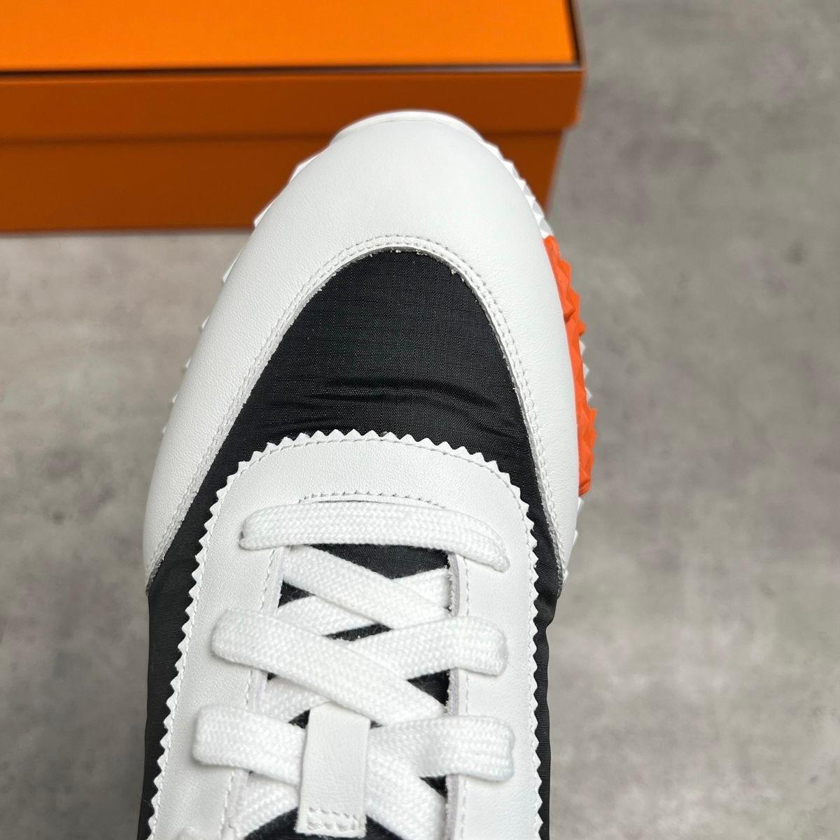 H TRAINER - WHITE / BLACK