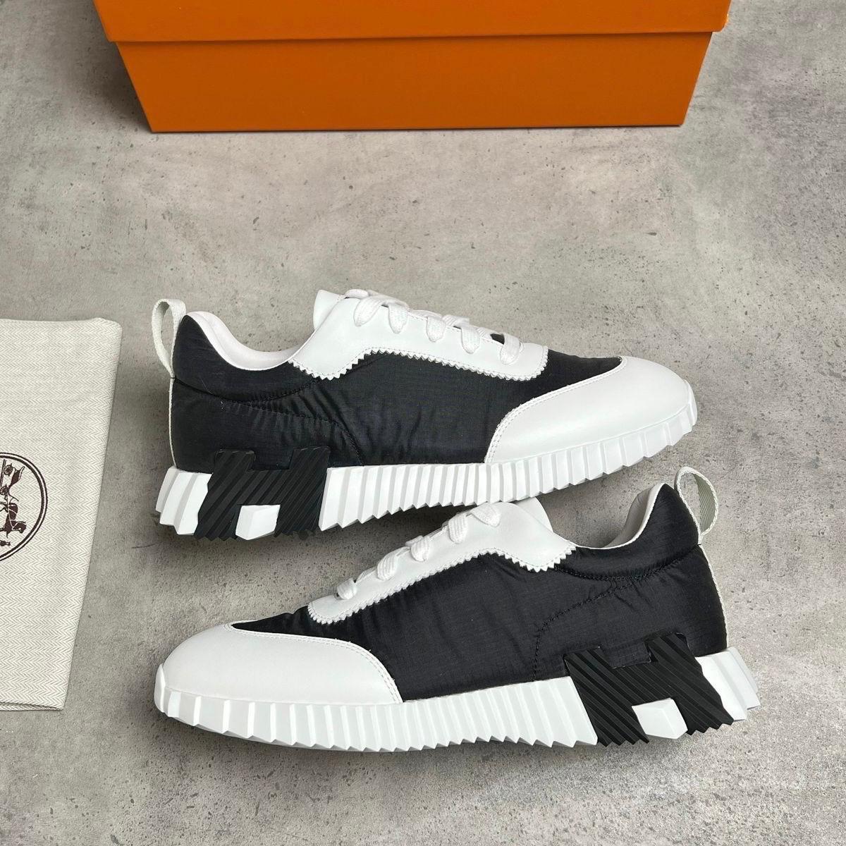 H TRAINER - WHITE / BLACK