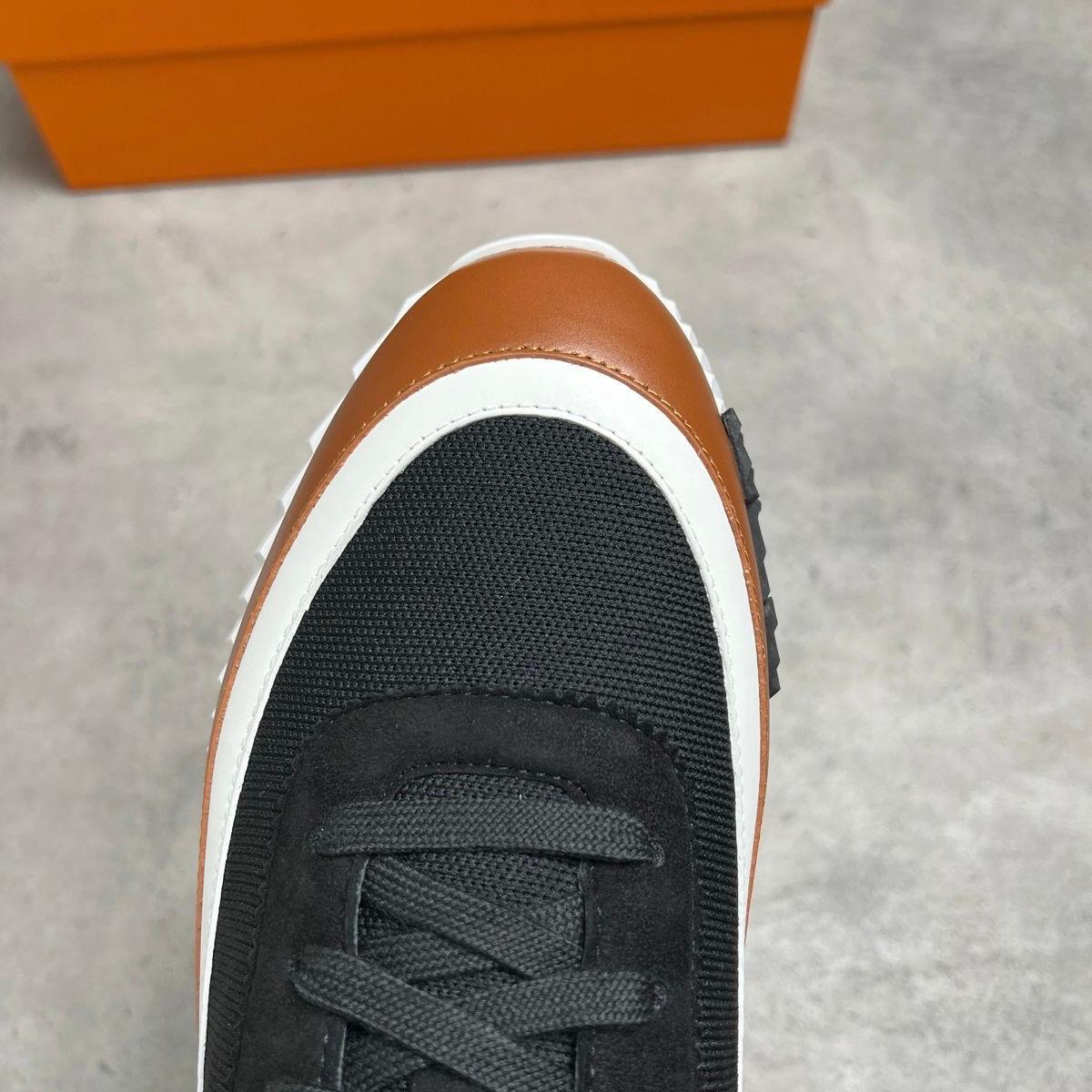 H TRAINER - BLACK / BROWN