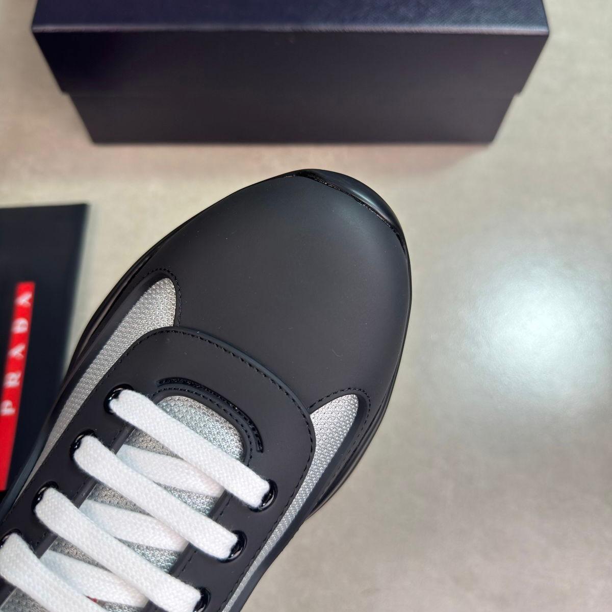 PDA TRAINER - MATTE BLACK