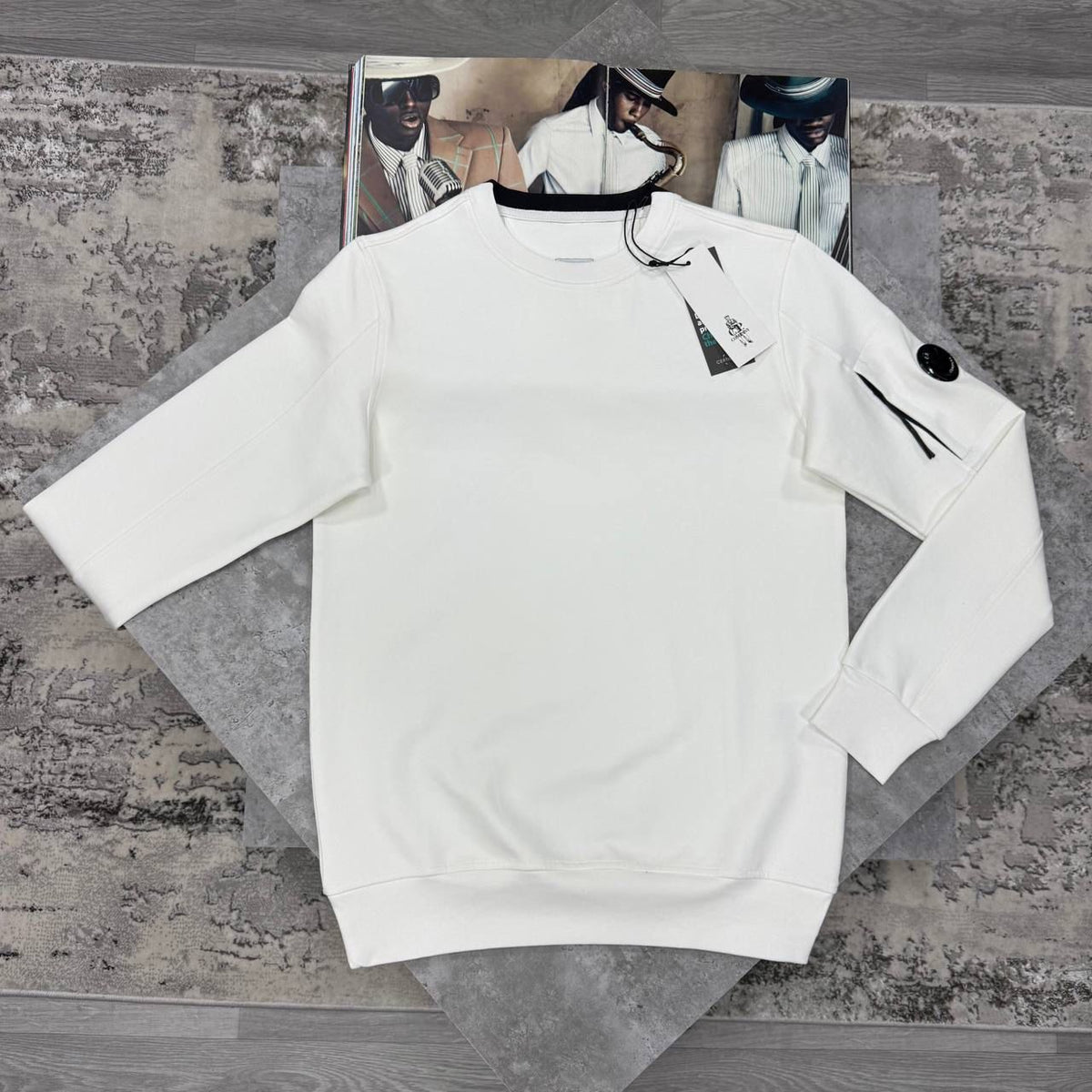 CP JUMPER - WHITE