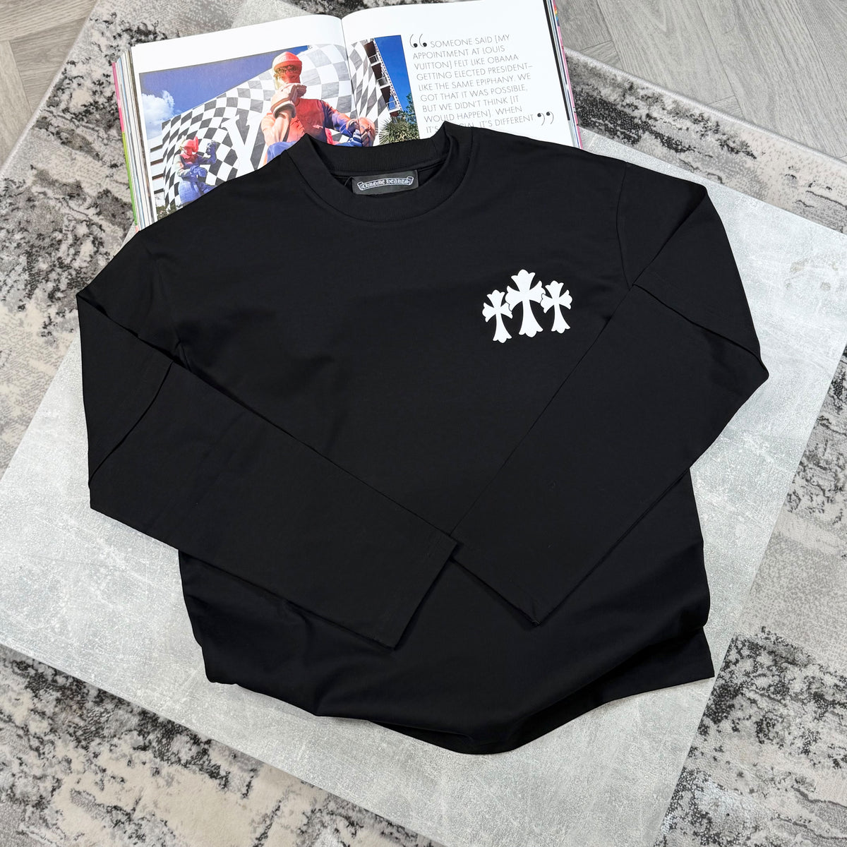 CHRTS JUMPER - BLACK