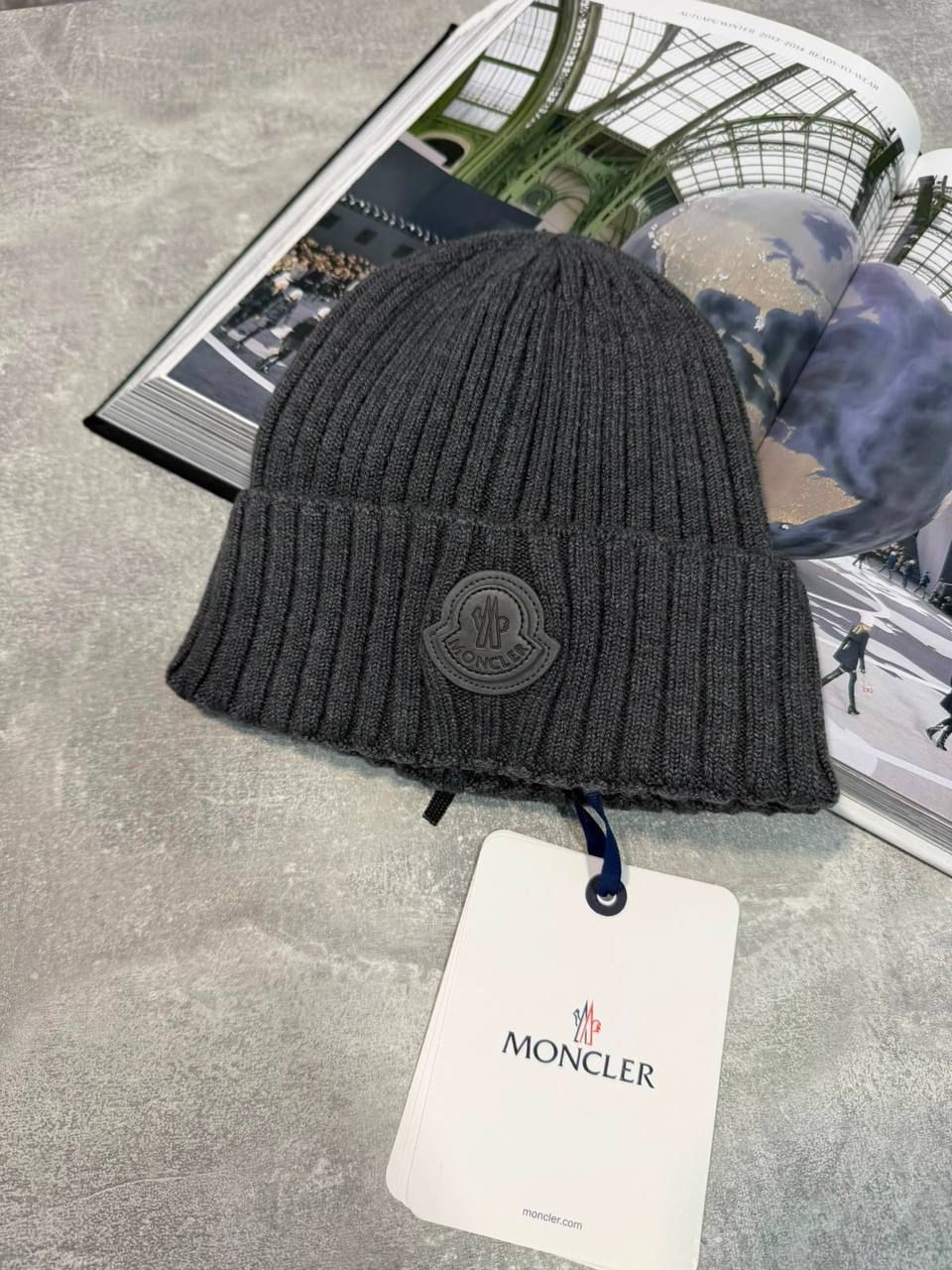 MNCLR BEANIE - CHARCOAL