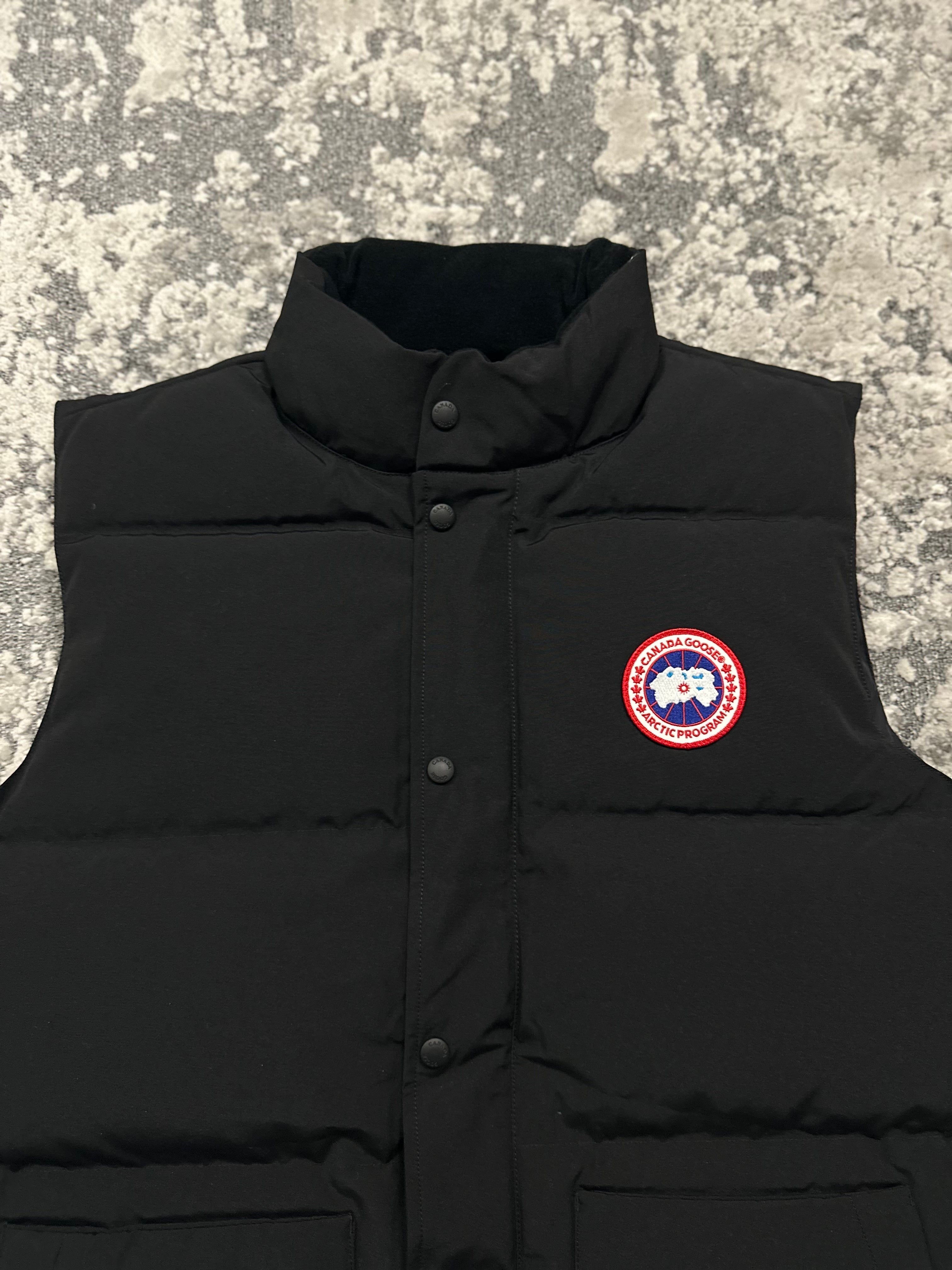 CG FREESTYLE CREW GILET - BLACK