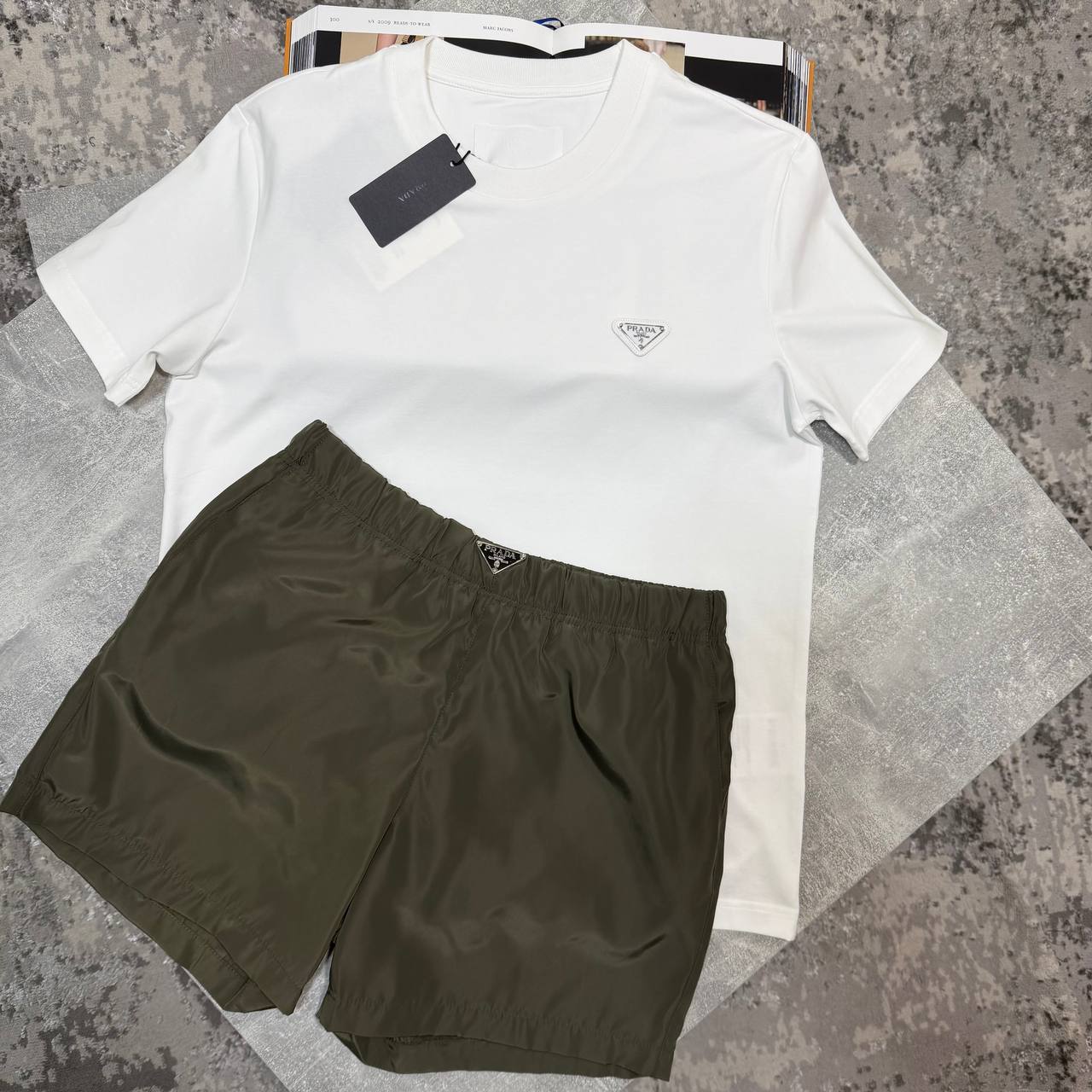 PDA TSHIRT - WHITE
