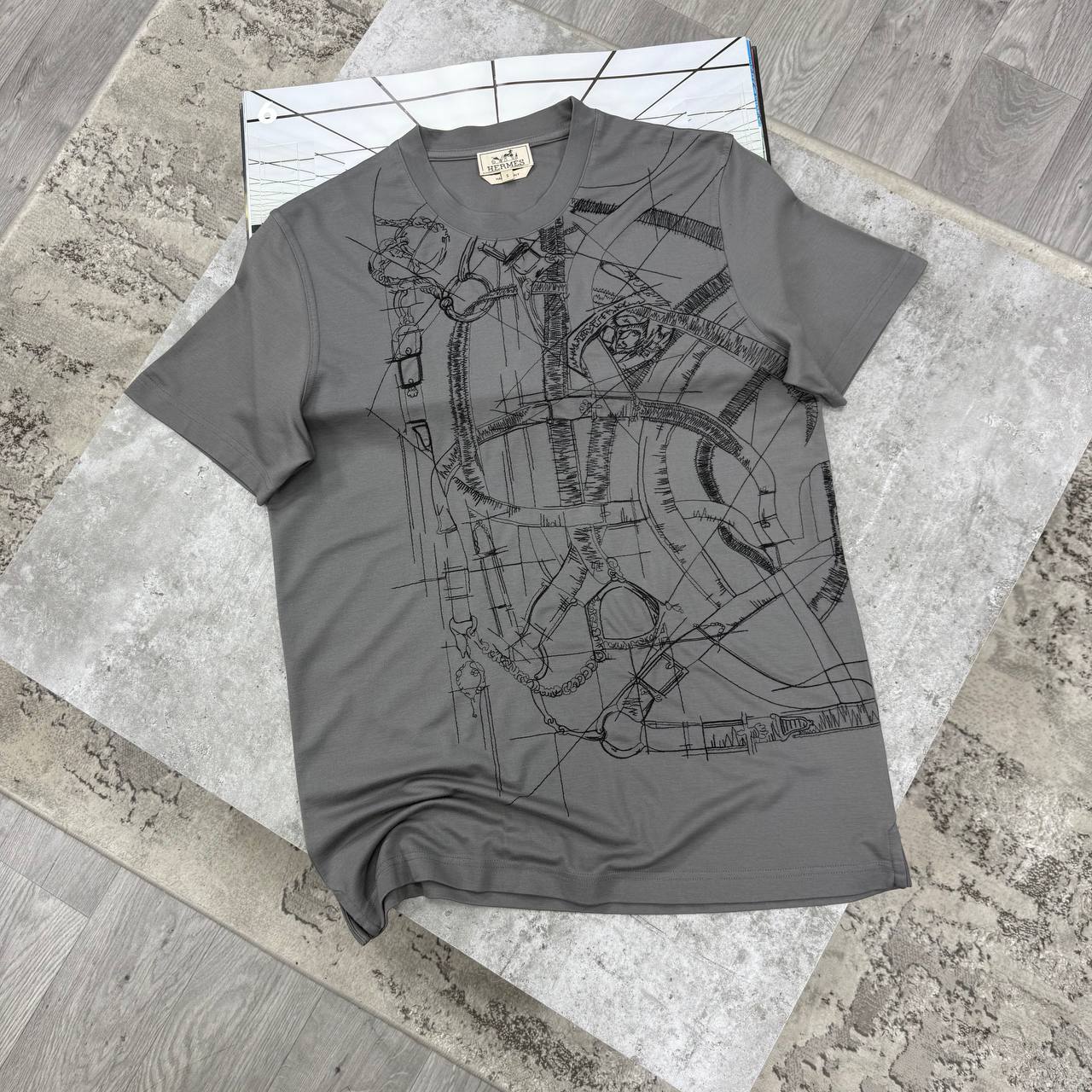 H CAVALCADOUR TSHIRT - GREY
