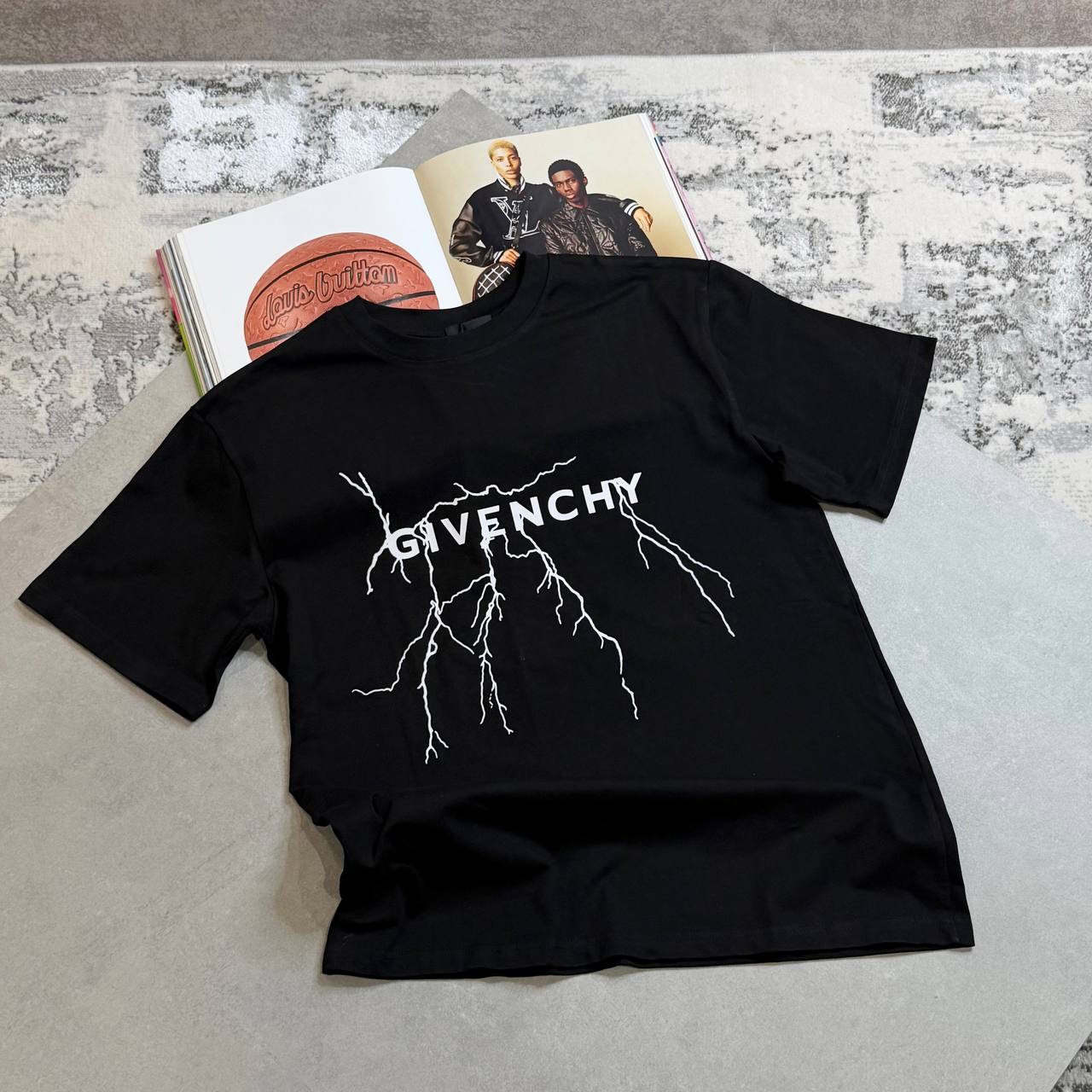 GVY BOXY FIT TSHIRT - BLACK
