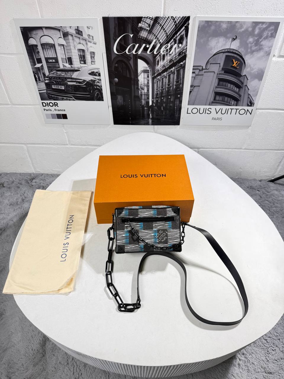 LVE MESSENGER BAG - BLUE/BLACK