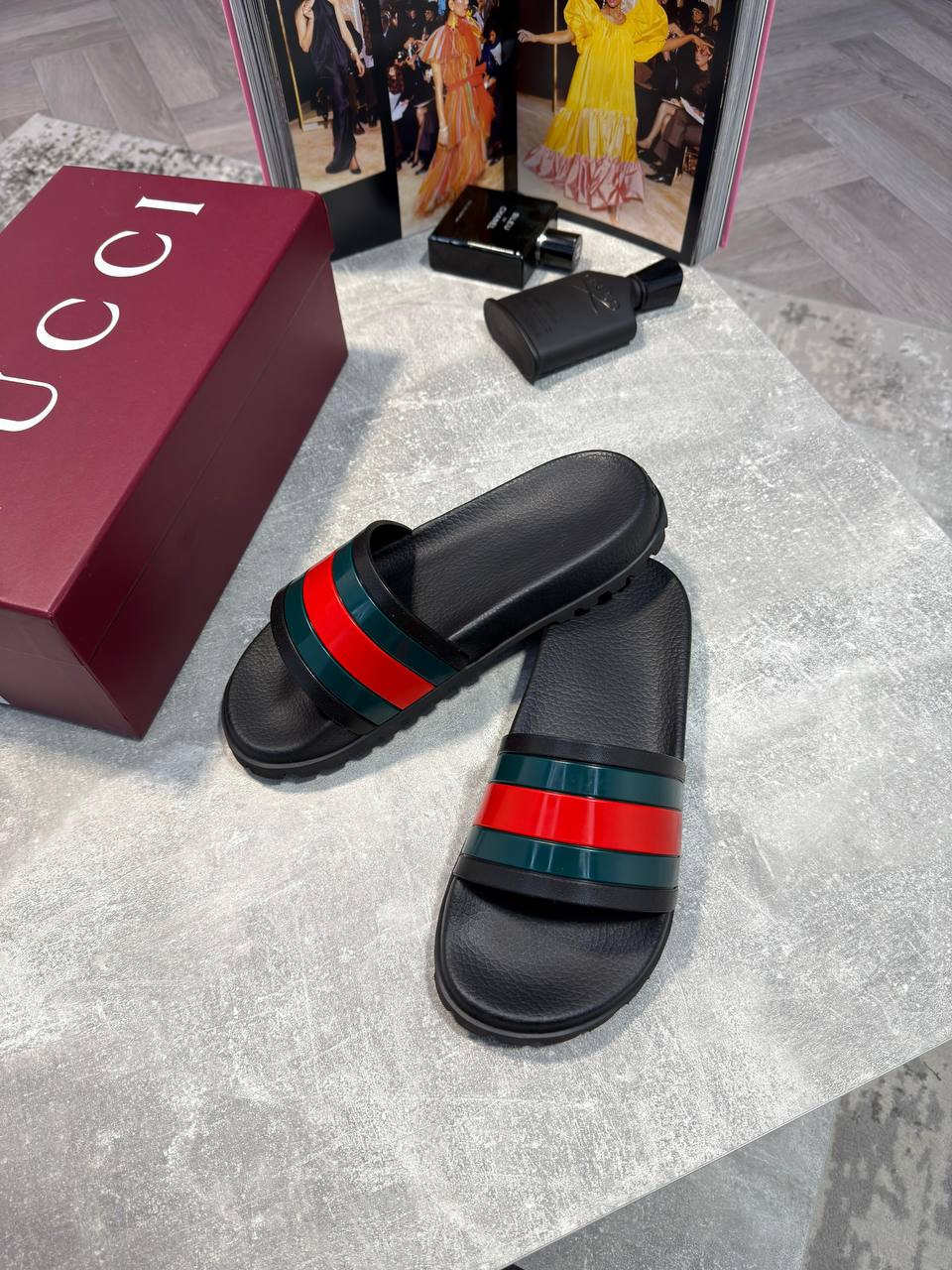 GCI WEB SLIDES - BLACK / RED