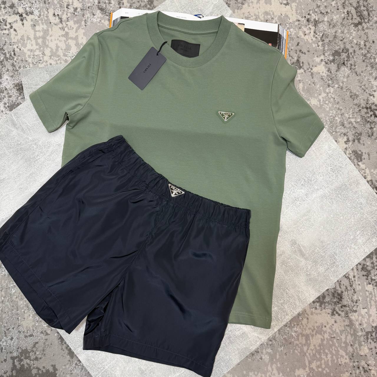 PDA TSHIRT - GREEN