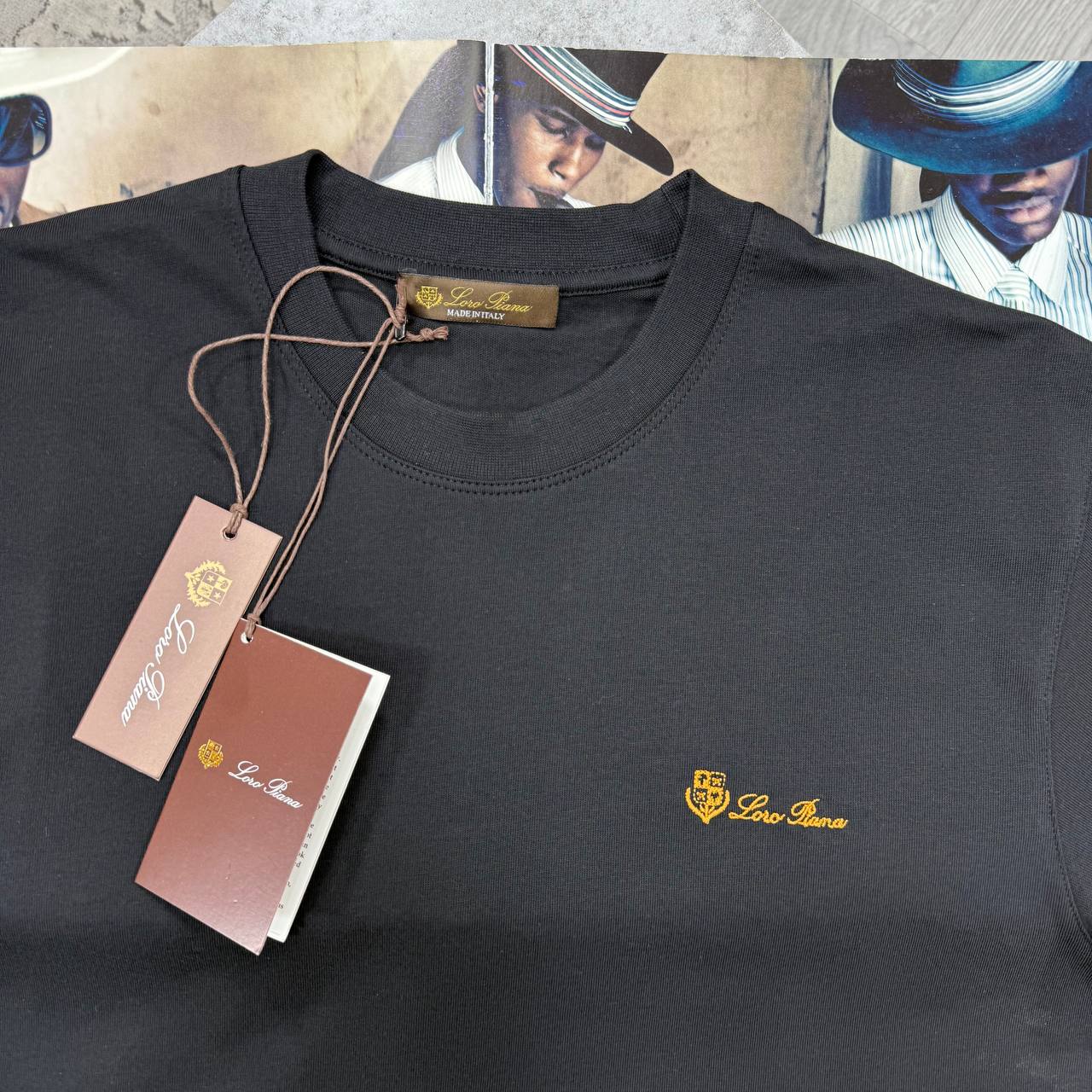 LORO CREWNECK TSHIRT - BLACK